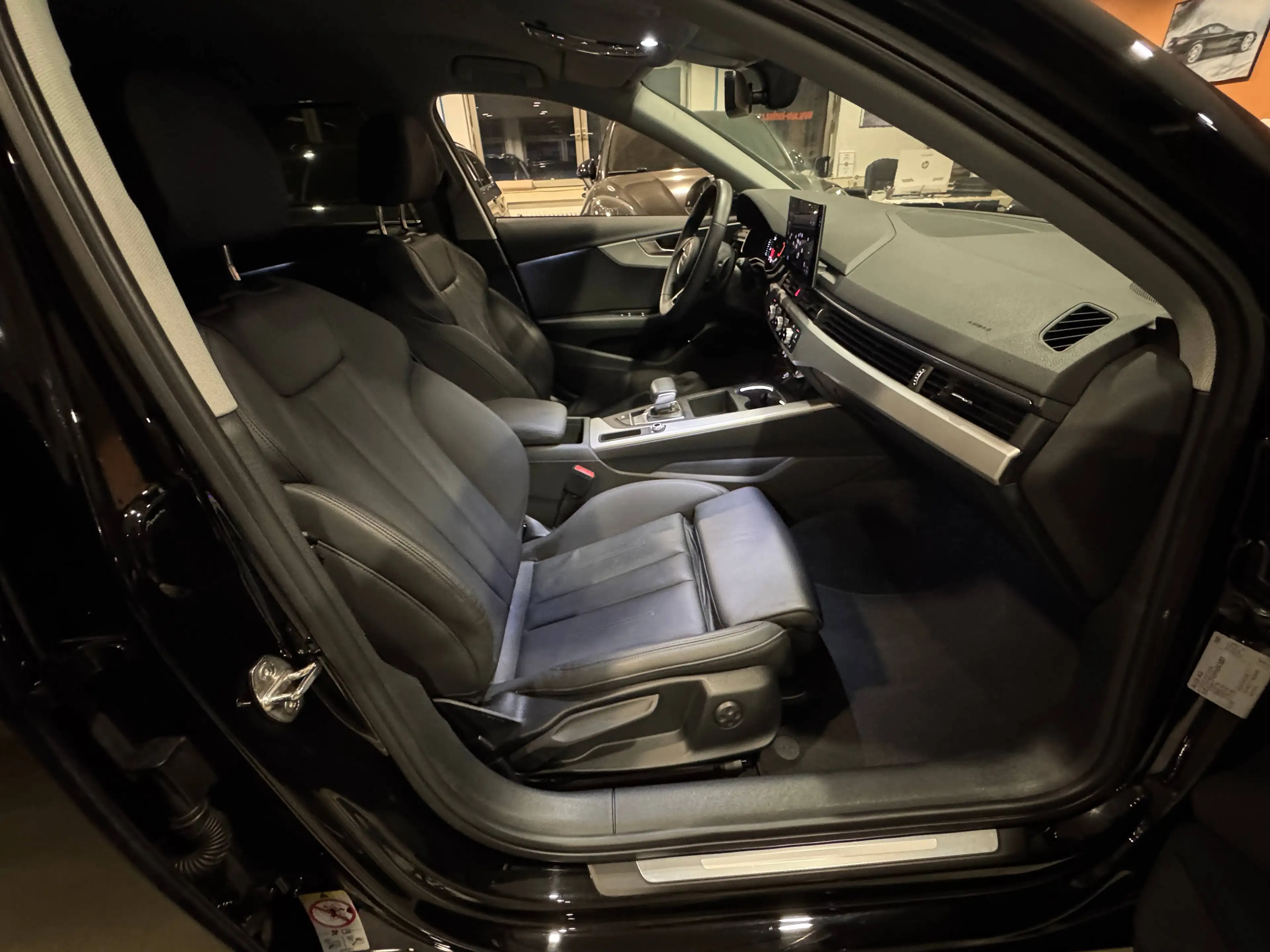 Audi A4 35 TDI,Sport,S-tronic,LED Matrix,Leder,NAVI MMI,AHK, ER+SR, Garantie — photo 21