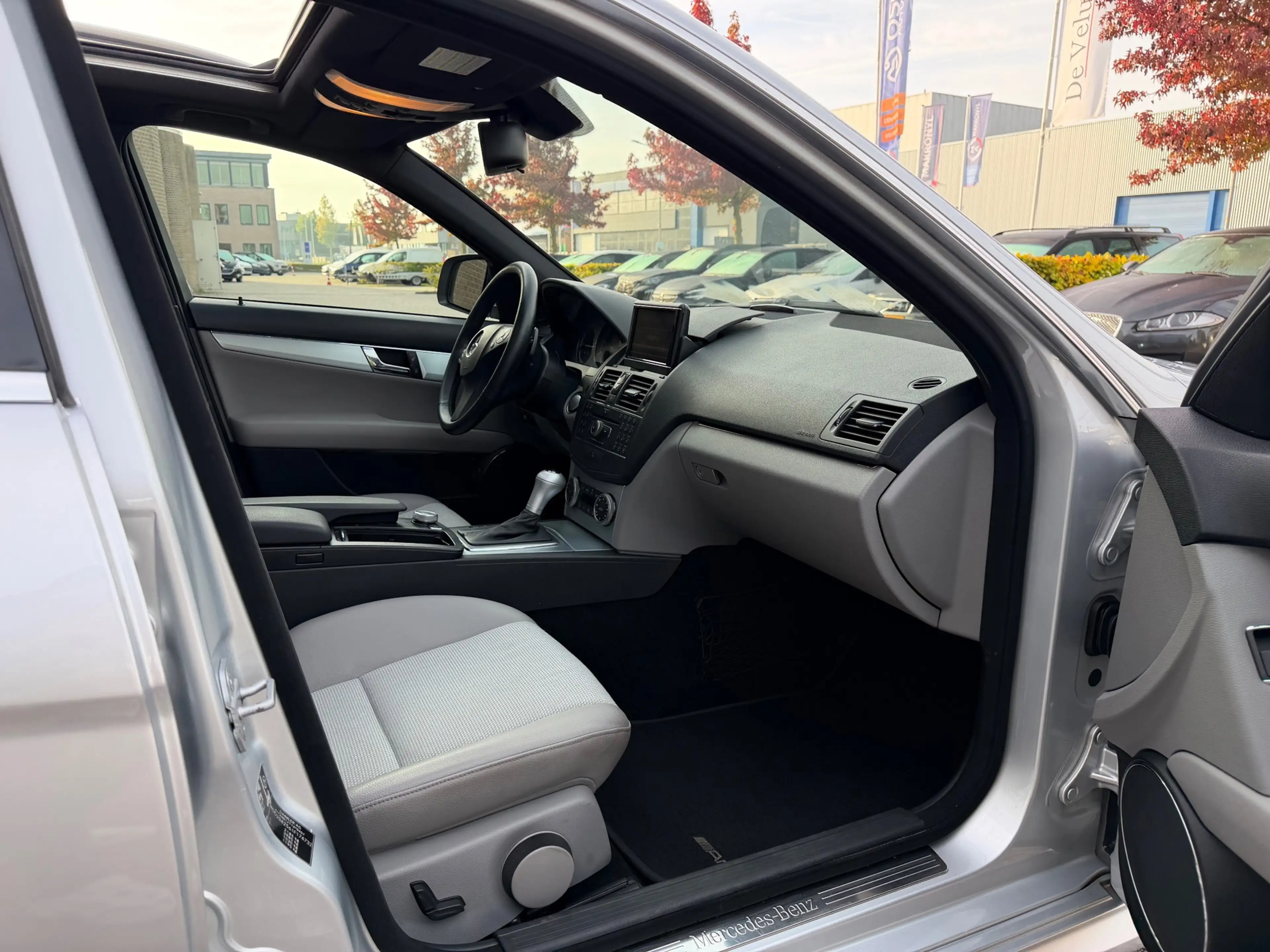 Mercedes-Benz C 350 Estate Avantgarde|Navi|PDC|Pano| — photo 16
