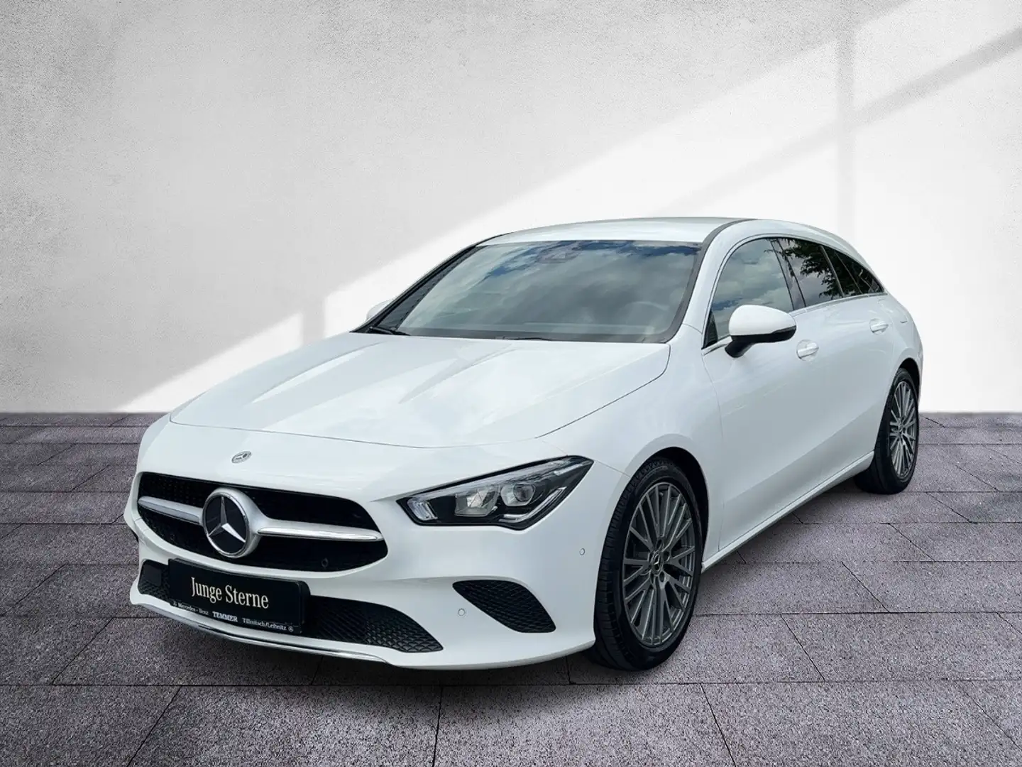 Mercedes-Benz CLA 180 Shooting Brake Progressive RKam LED Navi Weiß - 2