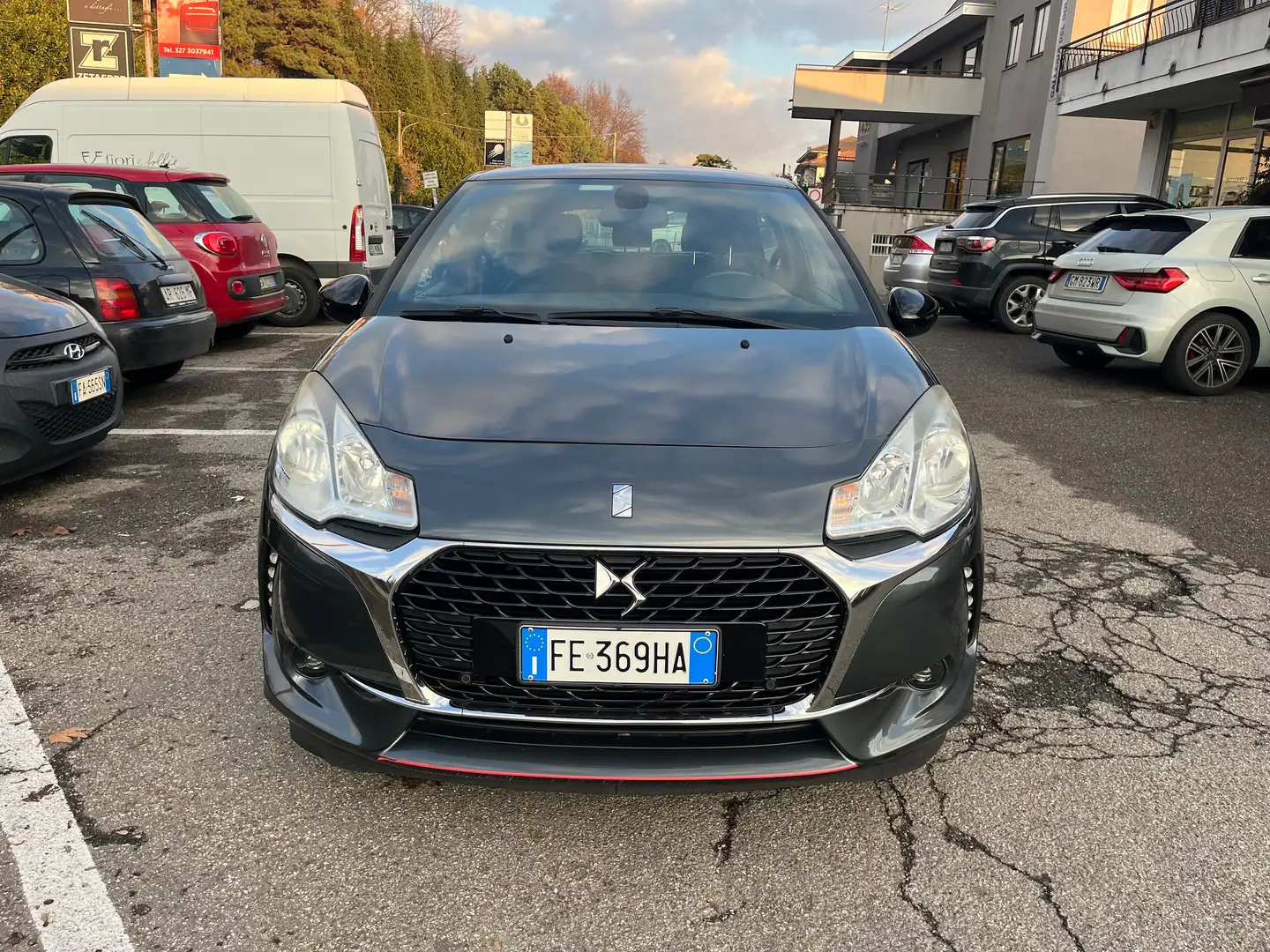 DS Automobiles DS 3 1.6BLUE HDI/75CV/Euro6B con FAP/neopatentato/unico Grigio - 1