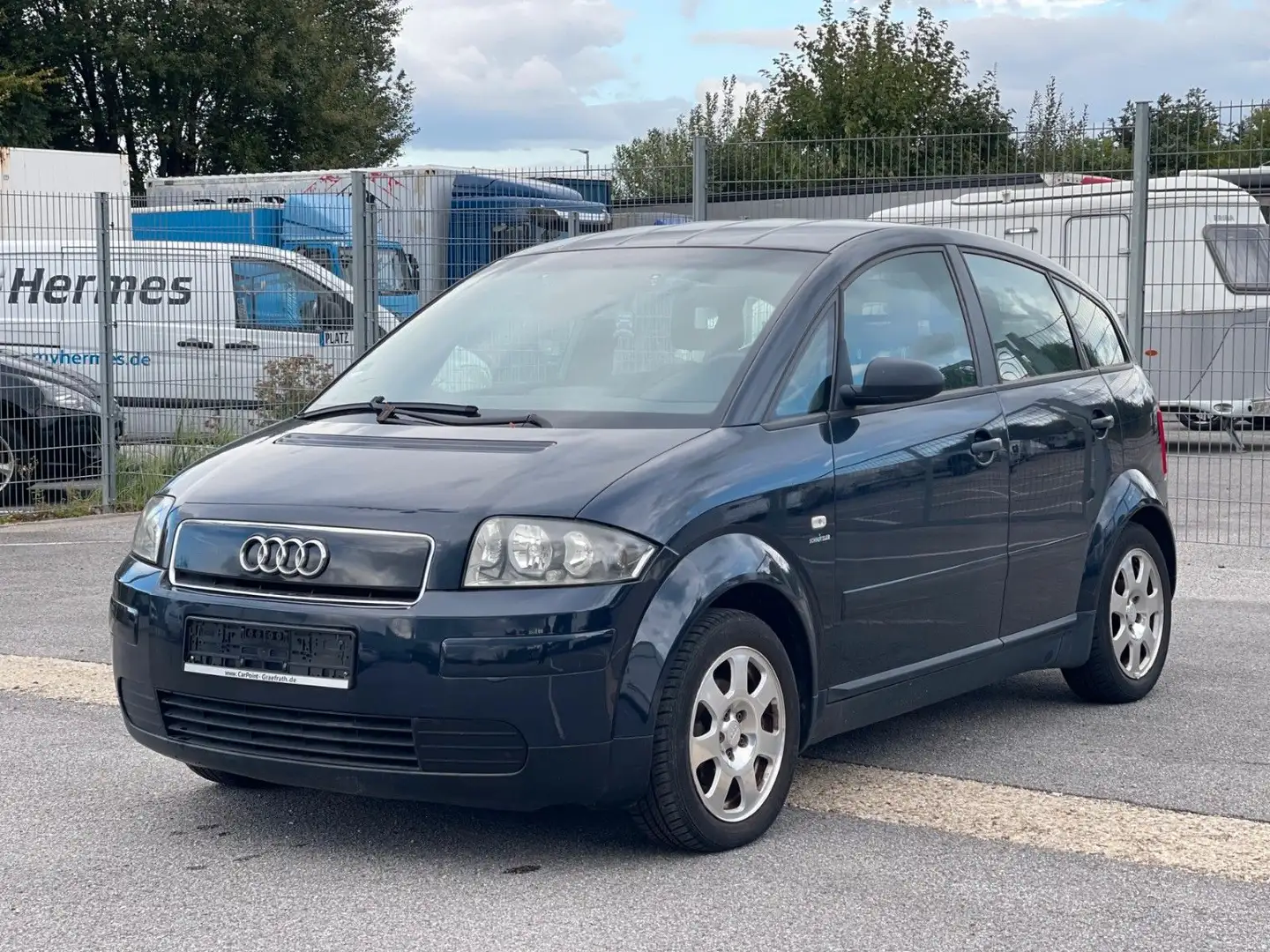 Audi A2 1.4Klima TÜV NEU Schwarz - 1