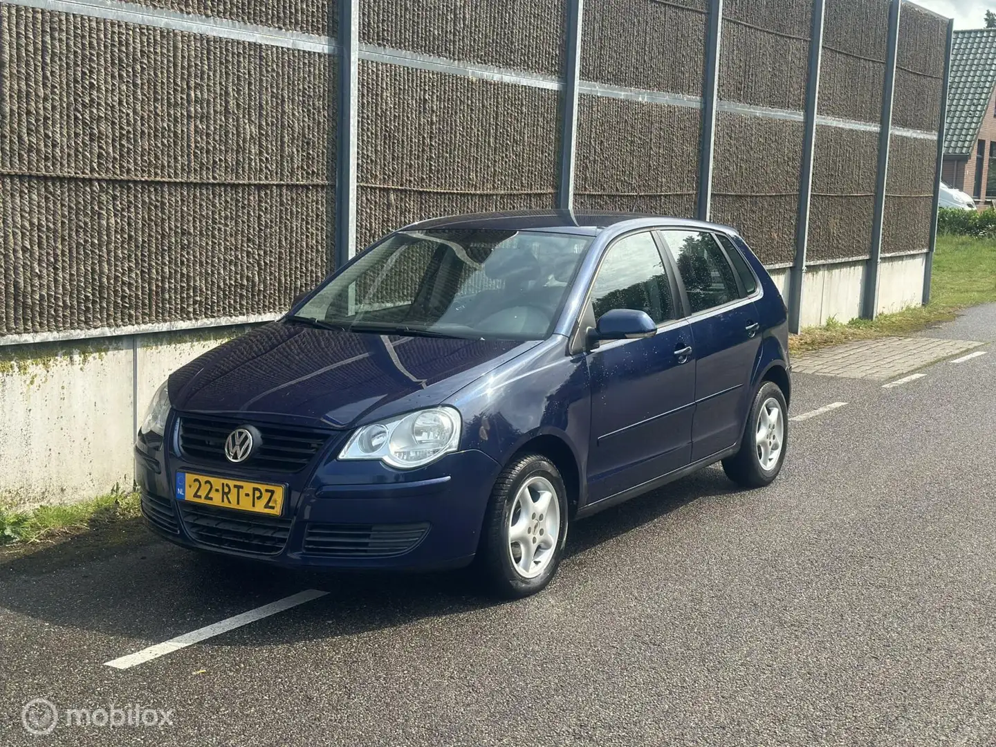 Volkswagen Polo 1.4-16V NAP/LAGEKM/AIRCO Blauw - 1