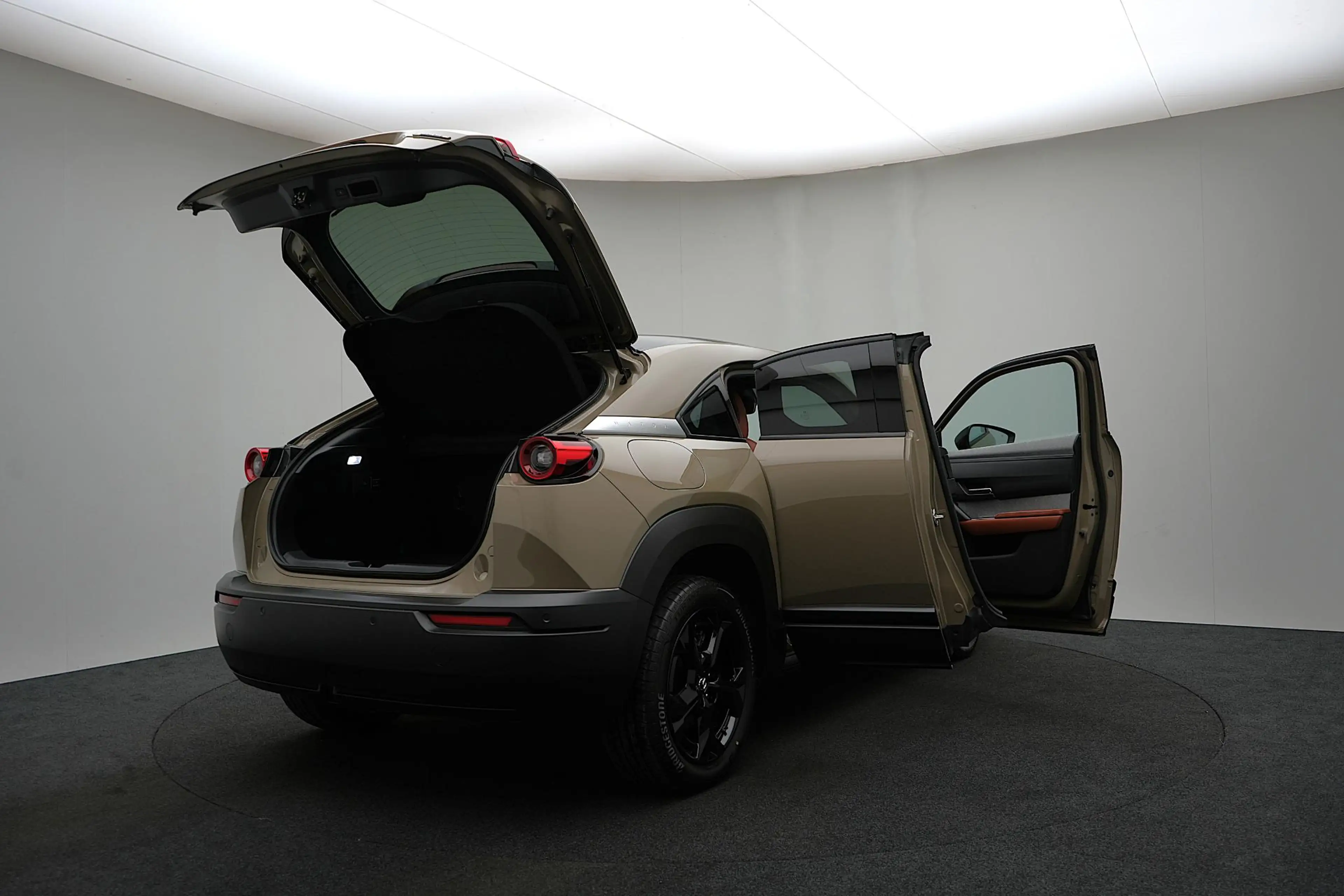 Mazda MX-30 e-SkyActiv R-EV Nagisa | voorraad voordeel | direc — photo 10