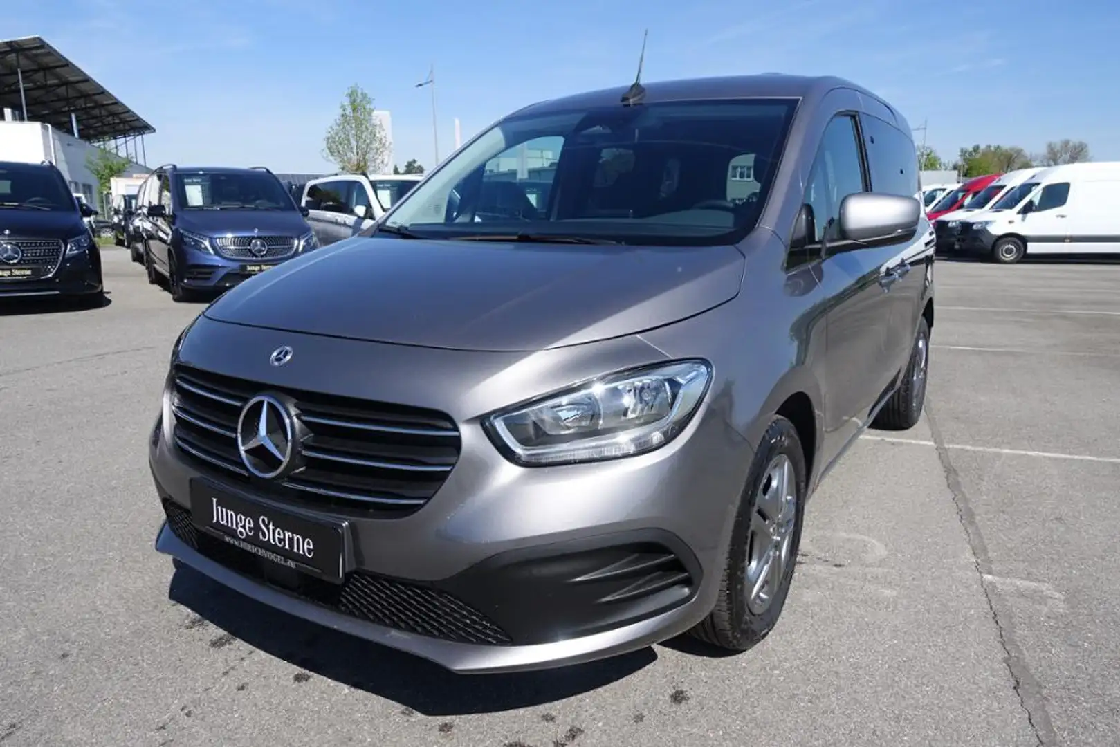 Mercedes-Benz T-Class T 180 d STYLE MBUX Gri - 2