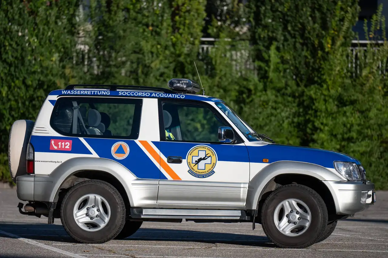 Toyota Land Cruiser kzj90 3p 3.0 Standard, foto 2