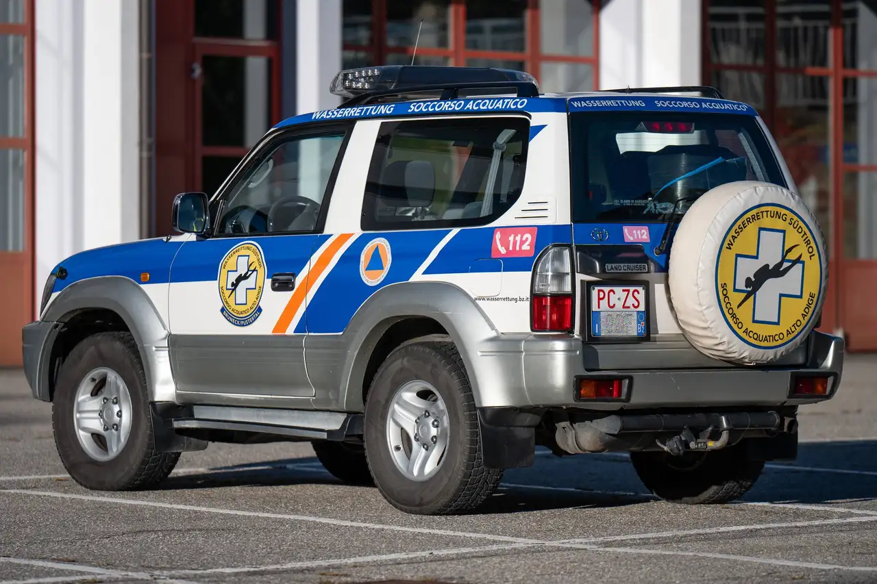 Toyota Land Cruiser kzj90 3p 3.0 Standard, foto 3
