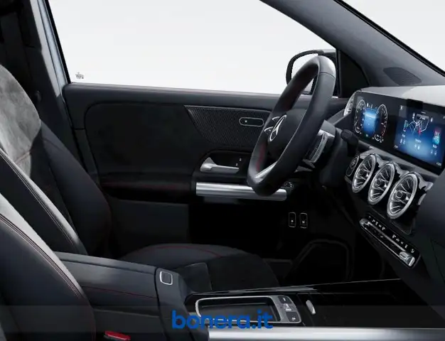 Mercedes-Benz Gla view 7