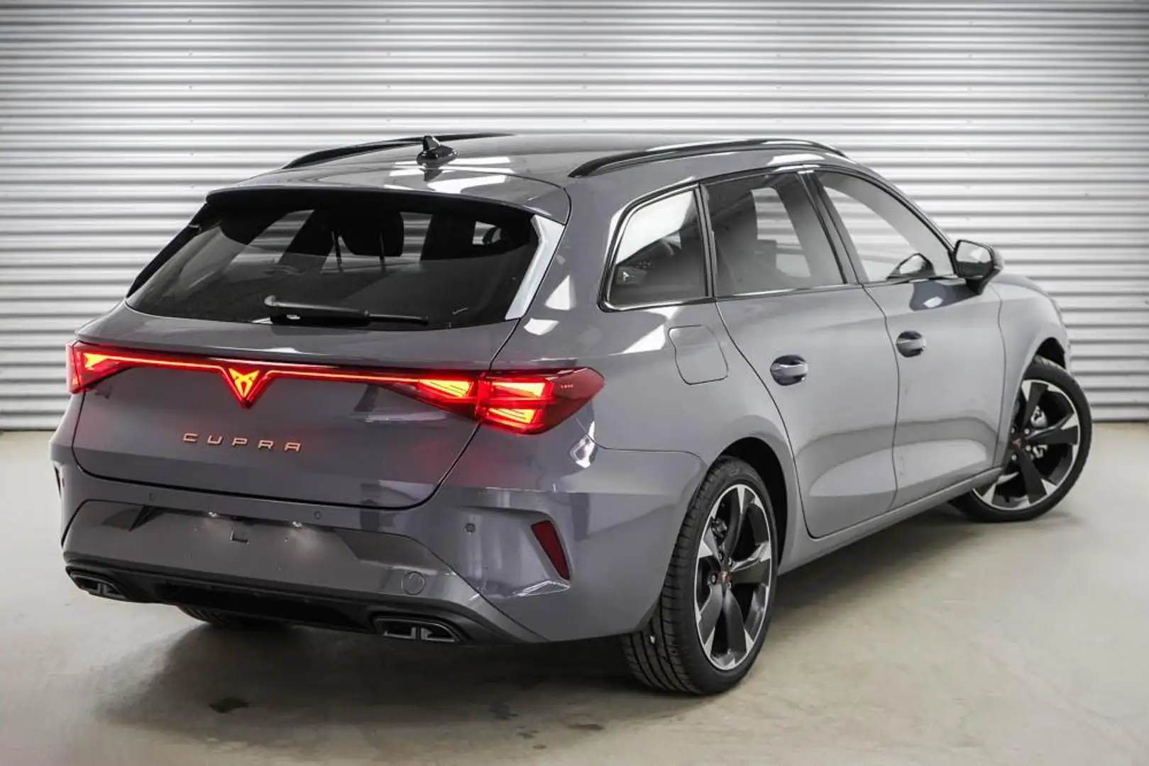CUPRA Leon Sportstourer ST 1,5 eTSI DSG Kombi - LAGER 110 ... Grau - 2