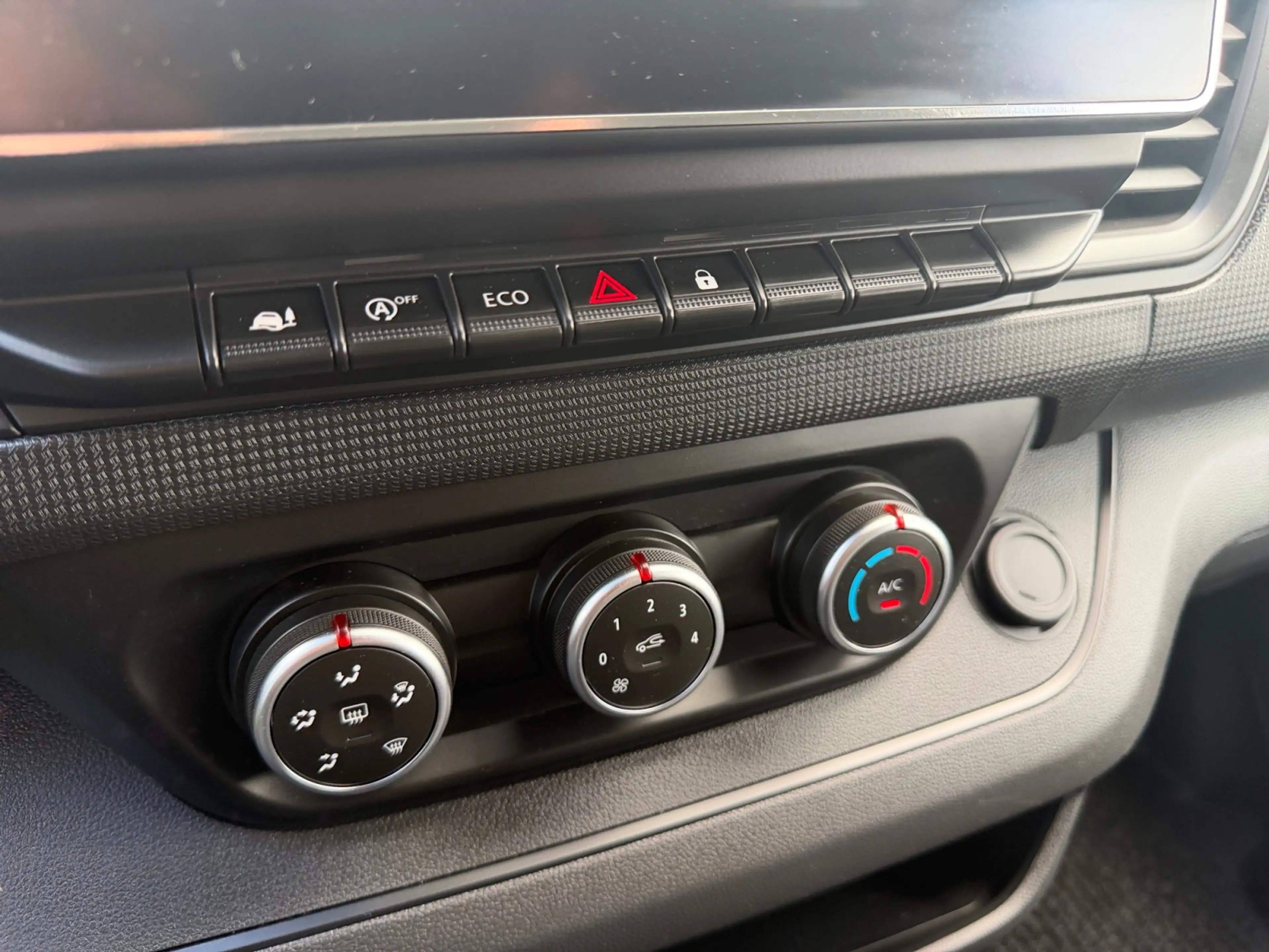Renault Trafic 2.0 dCi 130 T30 L2H1 Advance- Nap 17dkm, Dealer On — photo 13