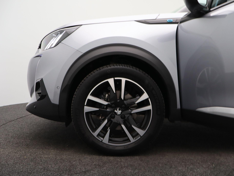 Peugeot e-2008 EV GT Pack 50 kWh | Panoramadak | Stoel- & Voorrui — photo 10