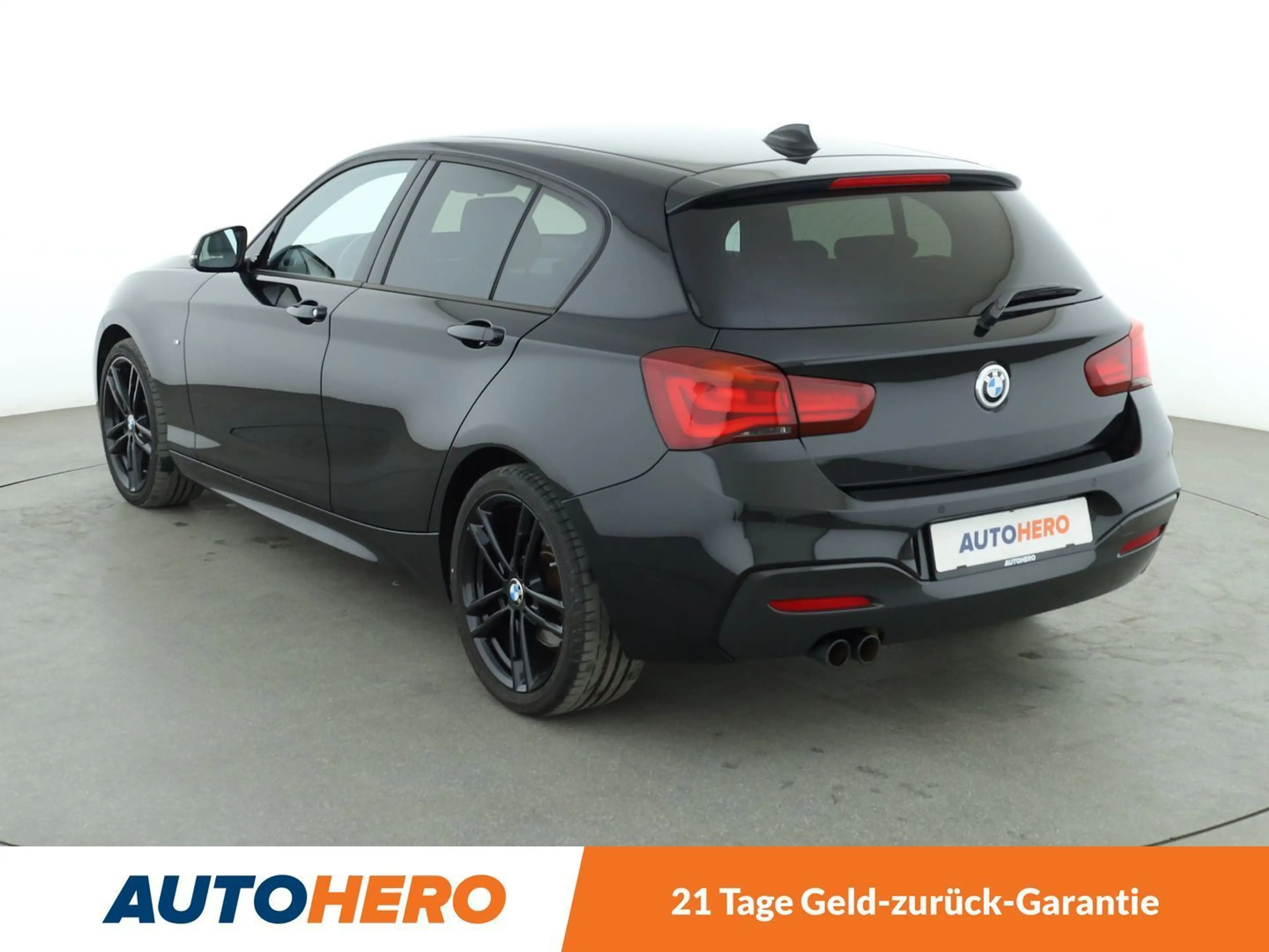 BMW 125 i Edition M Sport Shadow Aut.*NAVI*PDC* — photo 4
