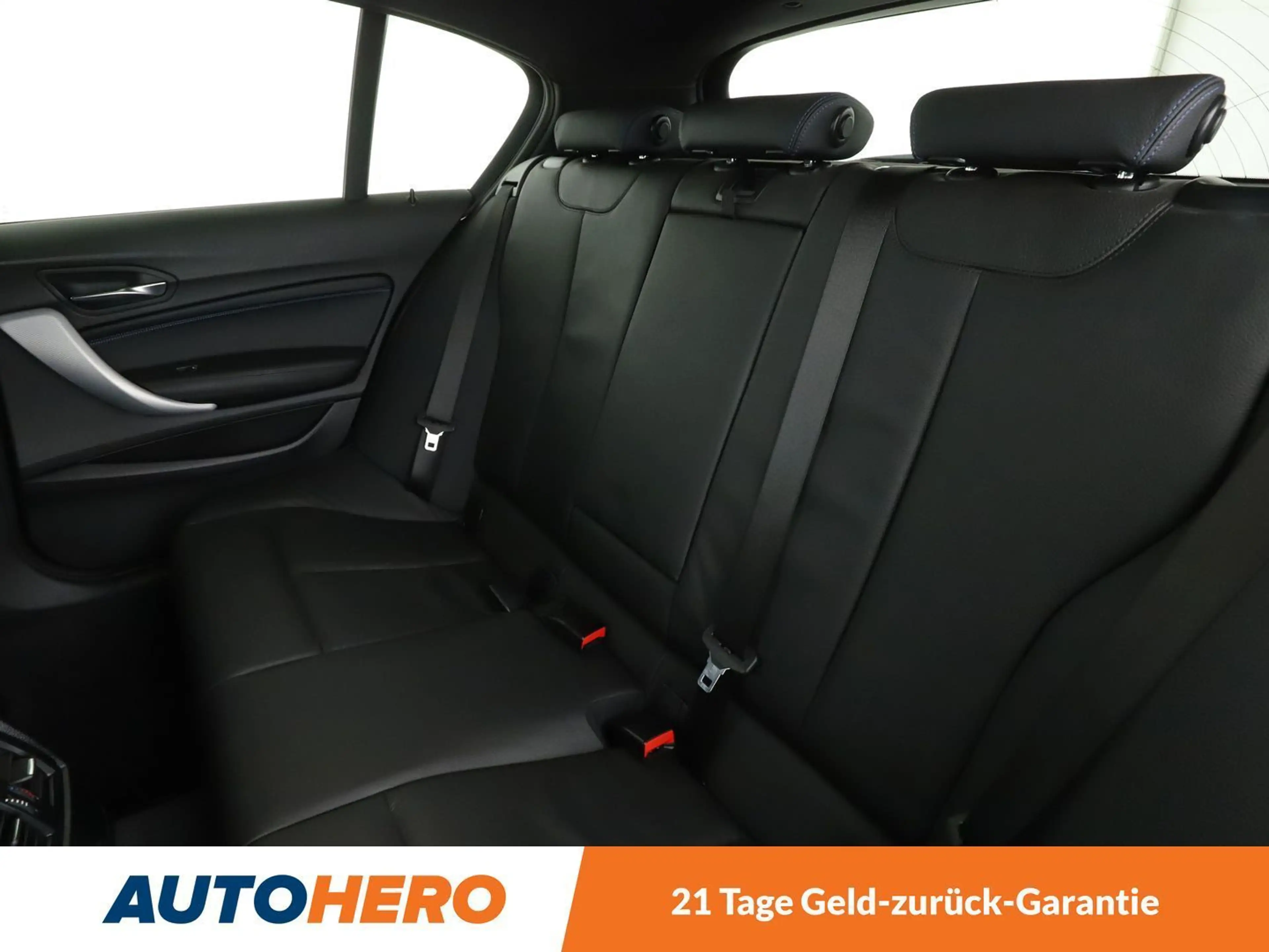 BMW 125 i Edition M Sport Shadow Aut.*NAVI*PDC* — photo 15