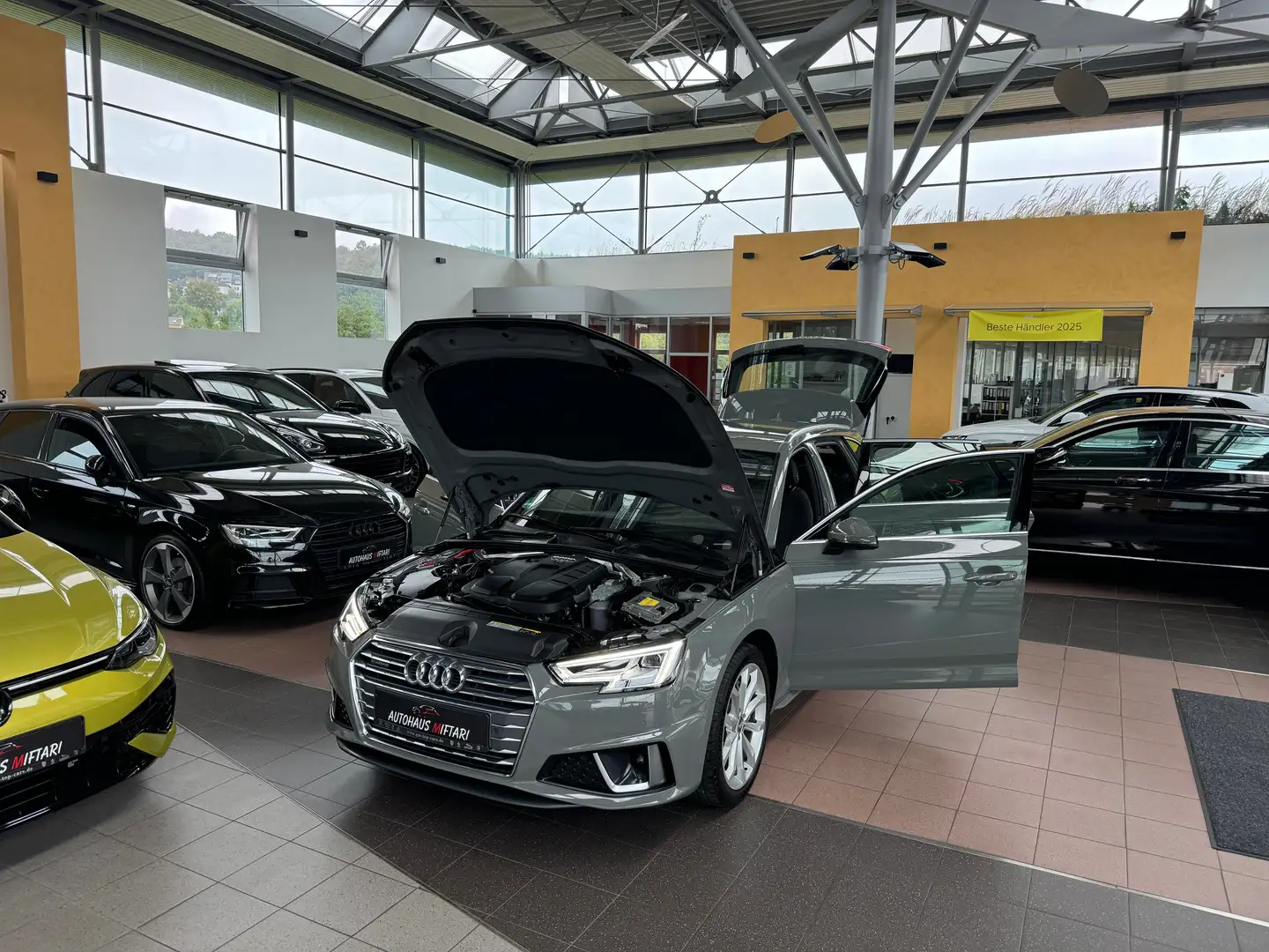 Audi A4 40 TDI quattro S line ACC LED DSP MMI 18" Gris - 2