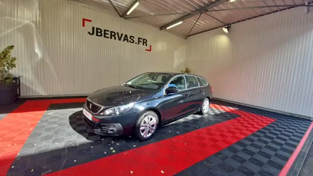 Peugeot BLUEHDI 130CH SS EAT8 ACTIVE