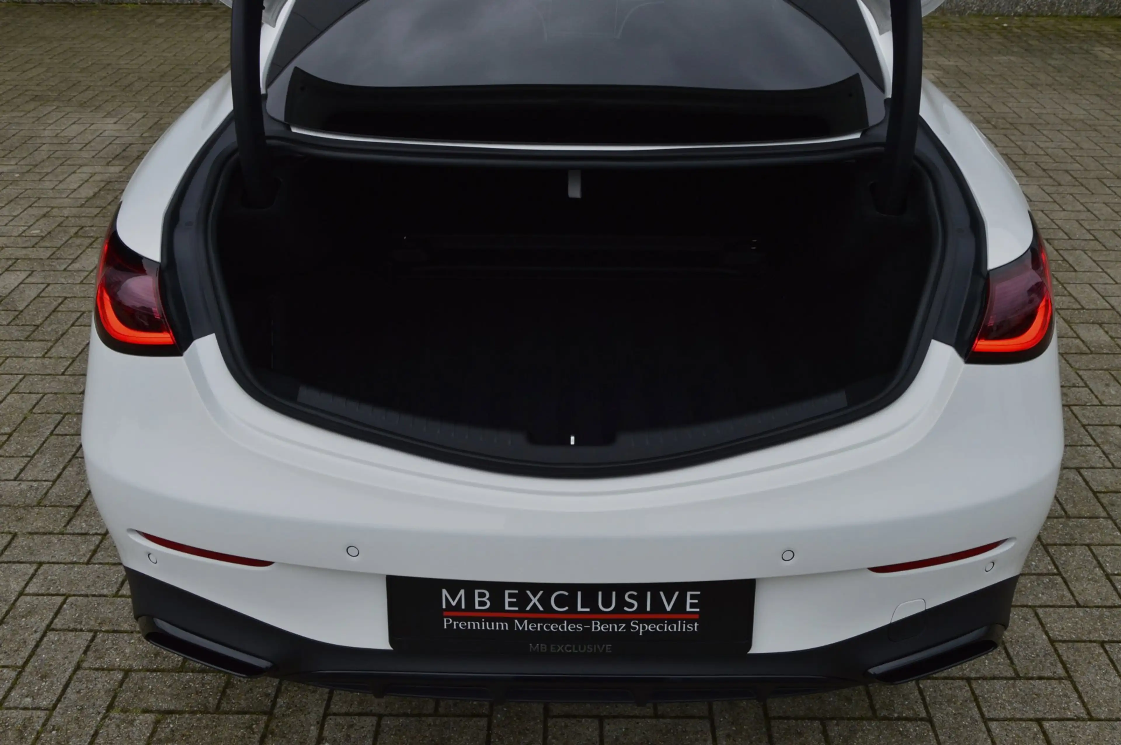 Mercedes-Benz CLE 180 Coupé AMG Premium Plus Night Edition AUT9 2025 — photo 13