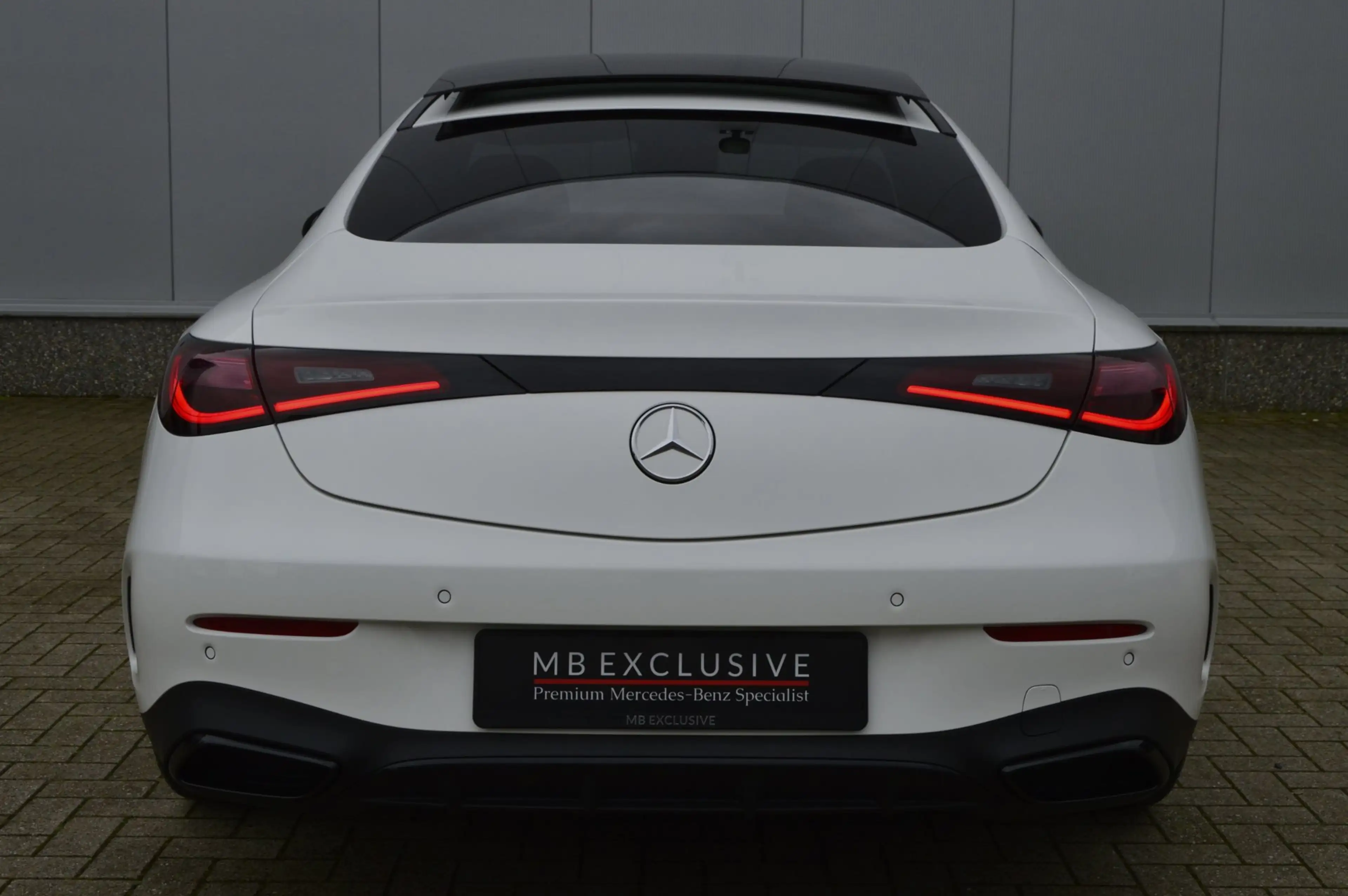 Mercedes-Benz CLE 180 Coupé AMG Premium Plus Night Edition AUT9 2025 — photo 6