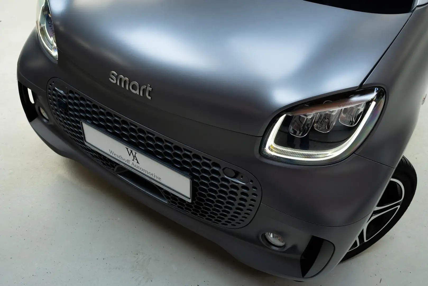 smart forTwo prime 22KW LED Pano Kamera Leder Navi DAB Silber - 2