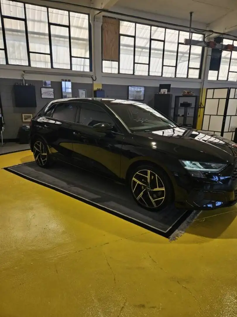 Audi A3 35 2.0 tdi s-tronic Schwarz - 2