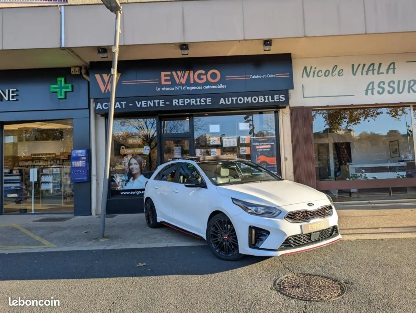 Kia Ceed / cee'd Ceed 3 III 1.6 T-GDI 204CH ISG GT DCT7 TOIT OUVRANT JBL ATTELLAGE Noir - 1