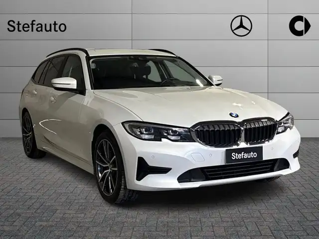 BMW 316 d 48V Touring Business Advantage