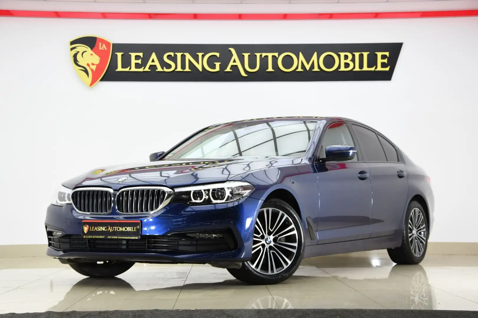 BMW 530 d xDrive Sport Line Shadow-Line Business-Pak Blau - 1