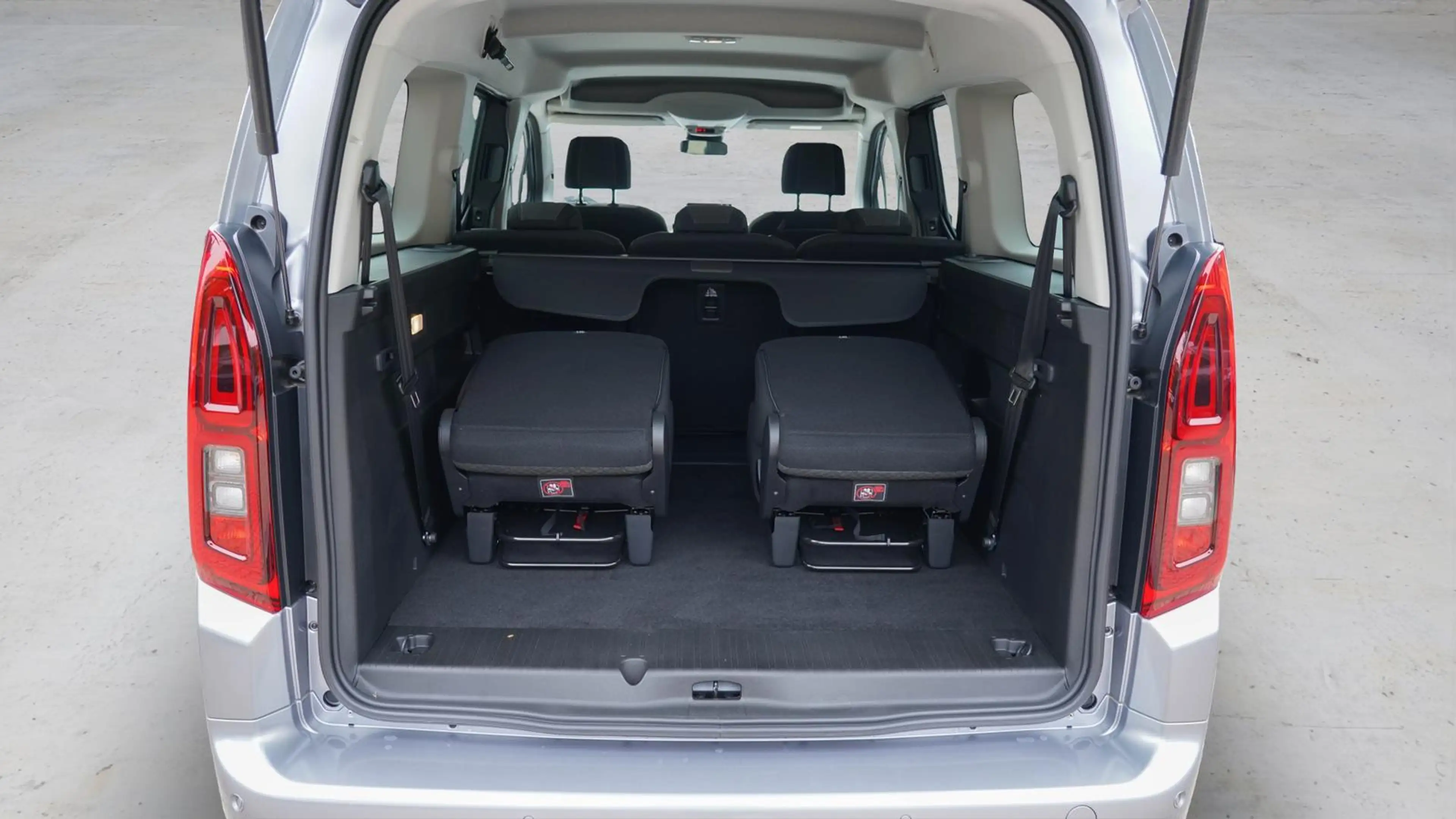 Opel Combo XL Life 1.5 CDTI*7 Sitze*LED*Lenkradheizung — photo 15