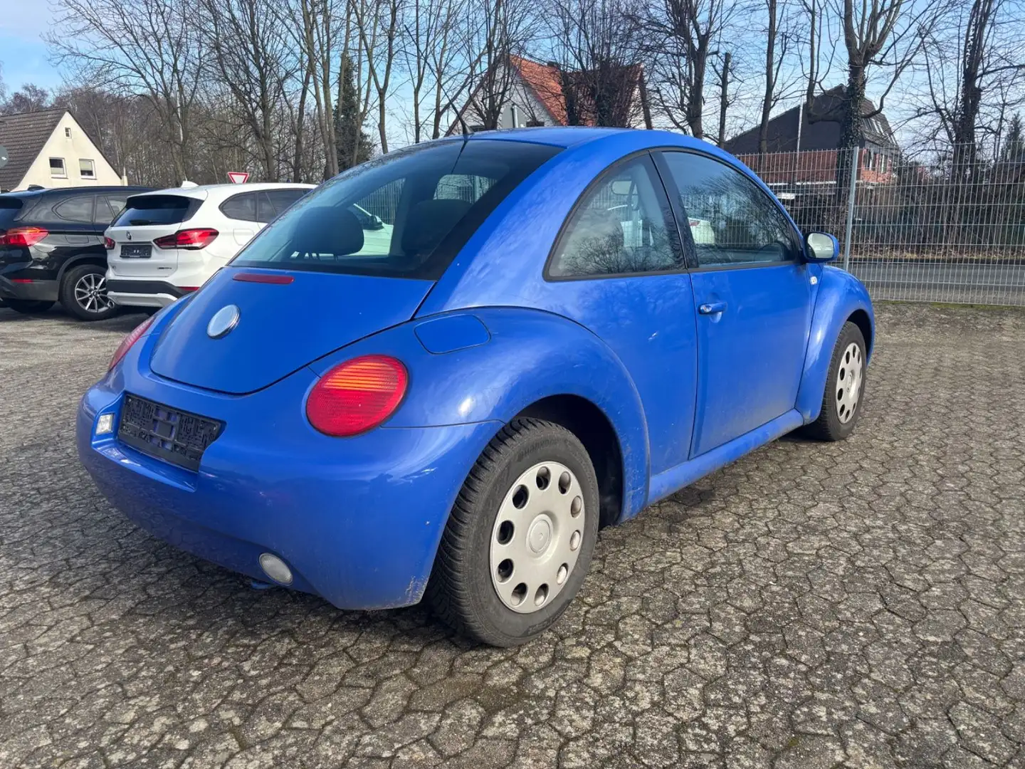 Volkswagen New Beetle Lim. 1.6*Klimaanlage*TÜV Februar 2027 Blau - 2