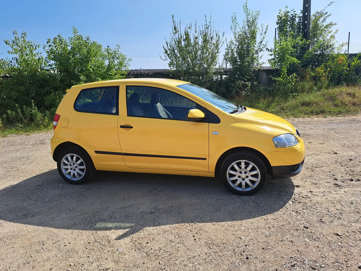 Volkswagen Fox Geel - 2