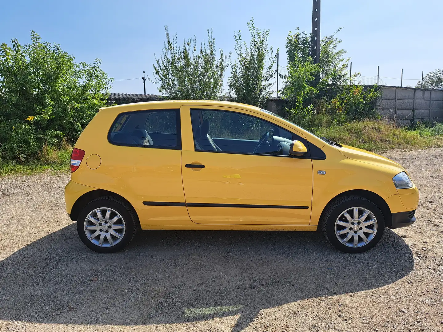 Volkswagen Fox Geel - 1