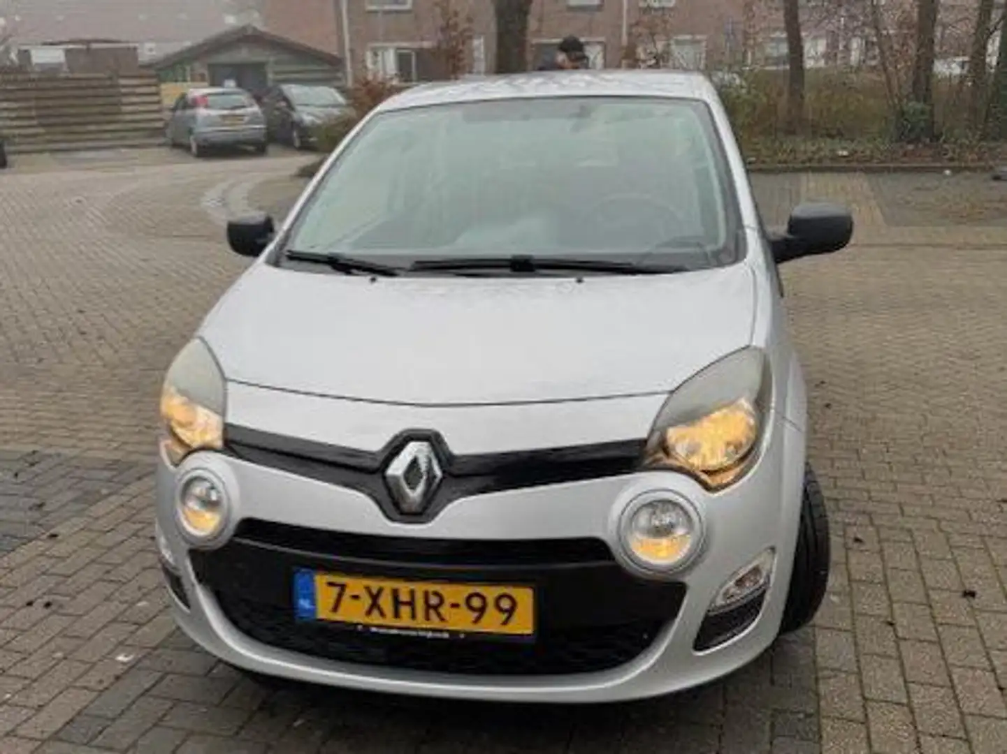 Renault Twingo 1.2   16V Zilver - 1