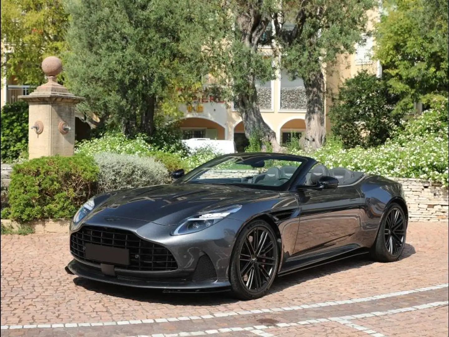 Aston Martin Volante V8 4.0 680ch BVA8 - 1