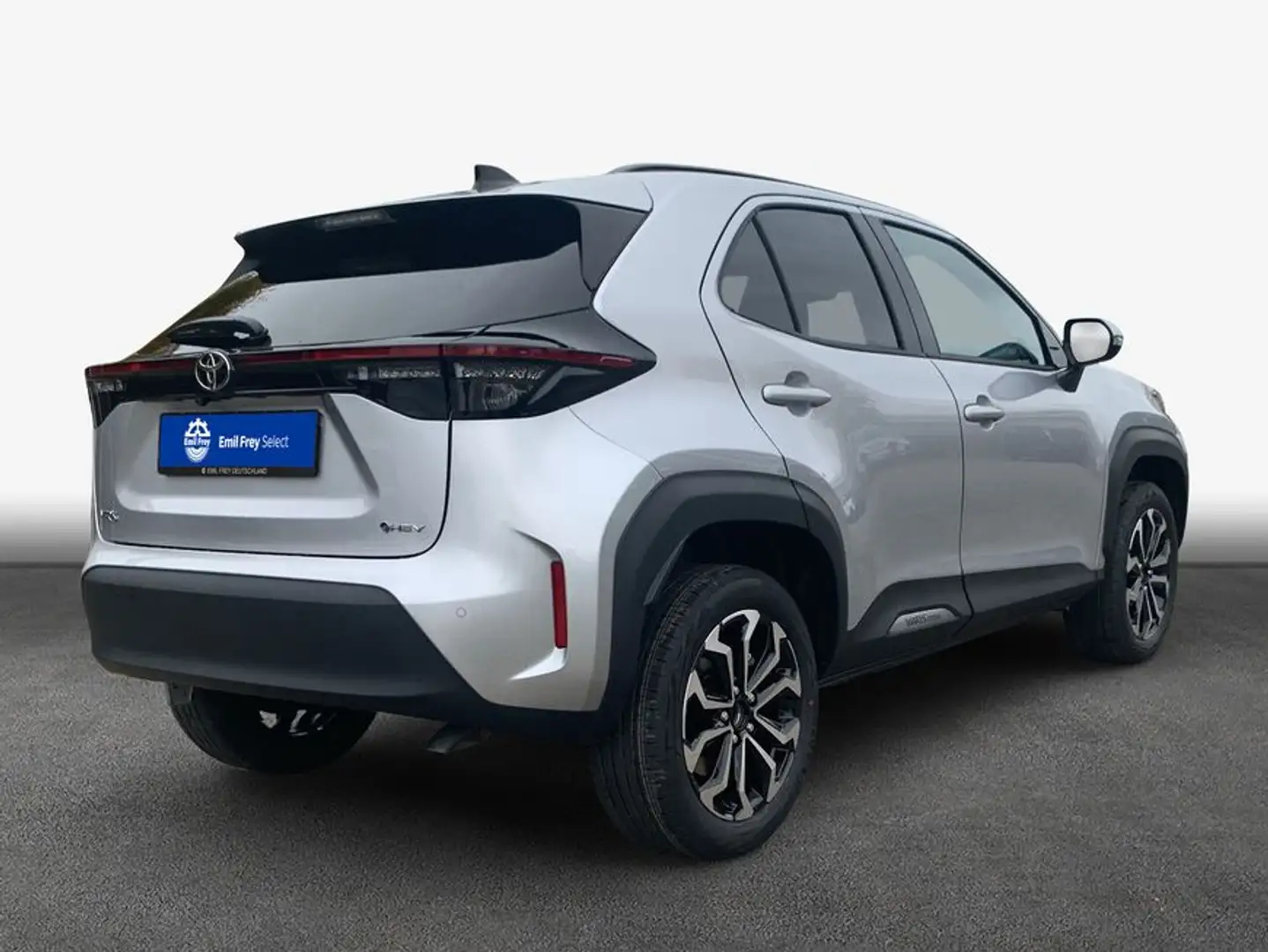 Toyota Yaris Cross YARIS CROSS Hybrid - 1,5ltr 4X2 Teamplayer Safetyp Plateado - 2