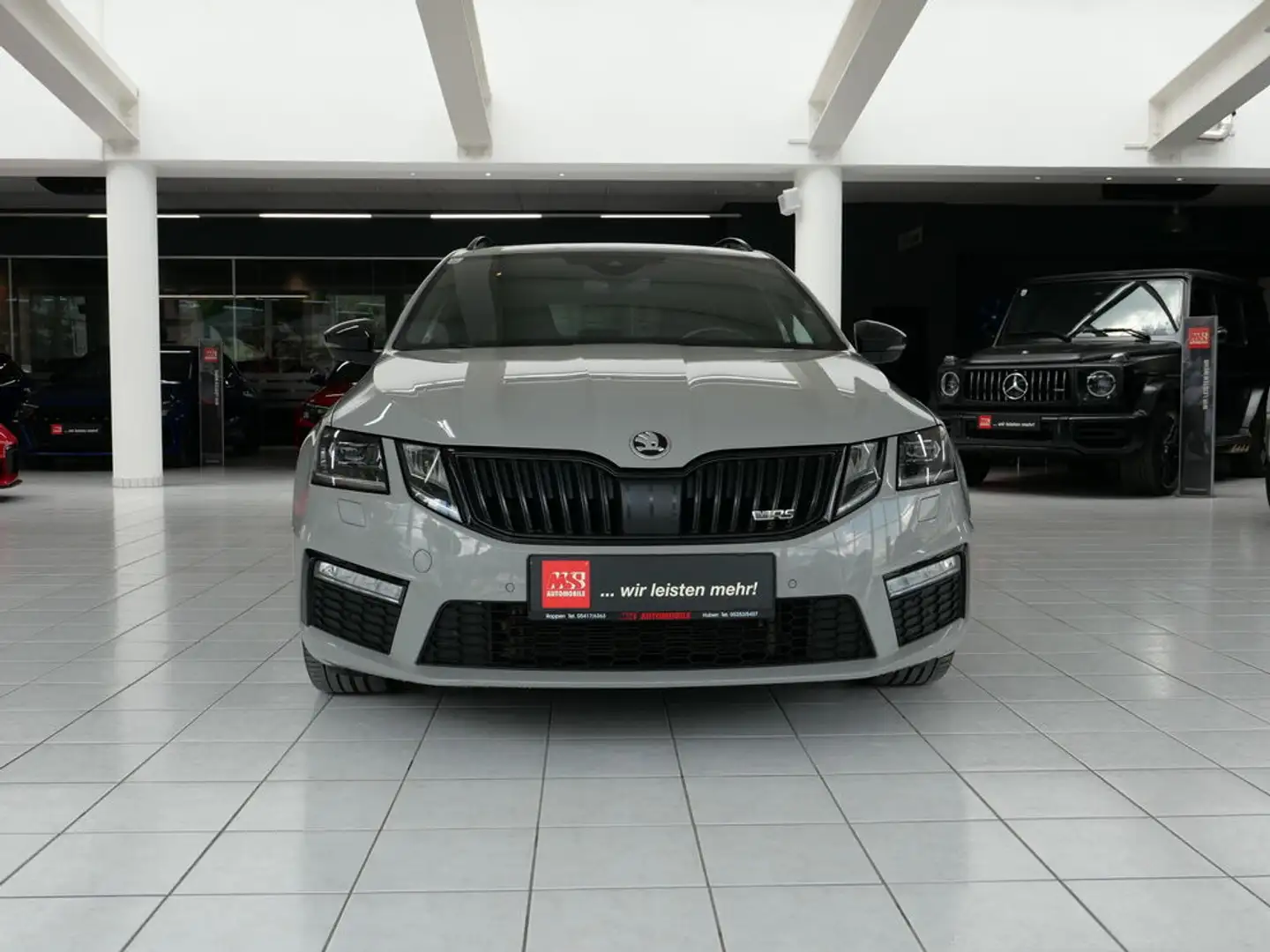 Skoda Octavia RS 4x4 STHZG*AHK*PANO Grau - 2