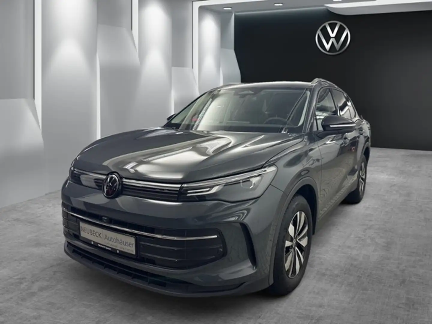 Volkswagen Tiguan Goal Allwetter Navig. AHK Design Paket DSG Grau - 1