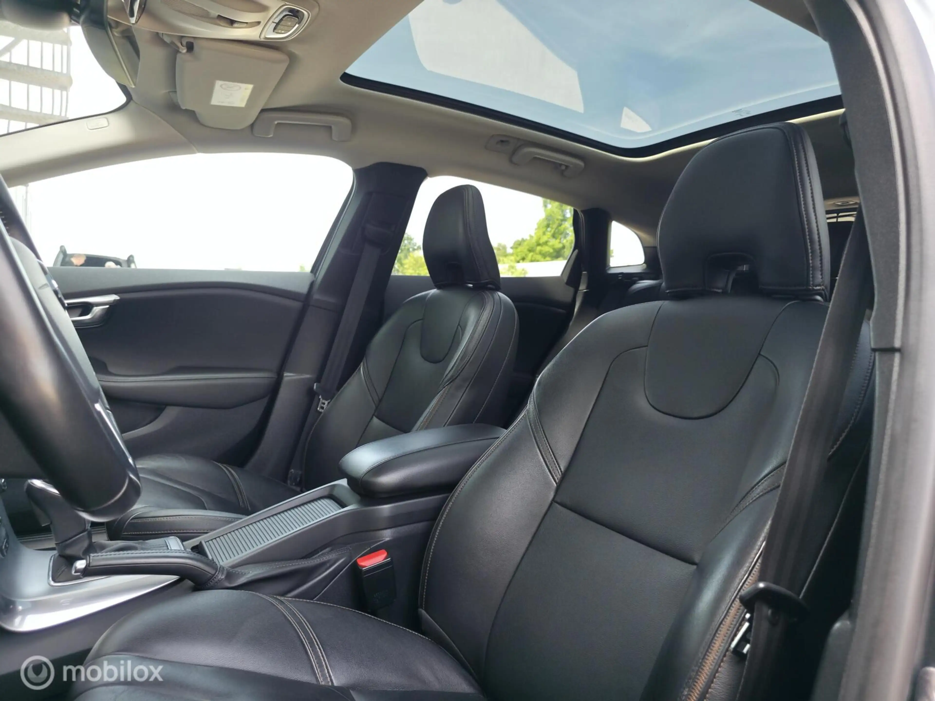 Volvo V40 Cross Country 1.5 T3 Polar+ Luxury — photo 7