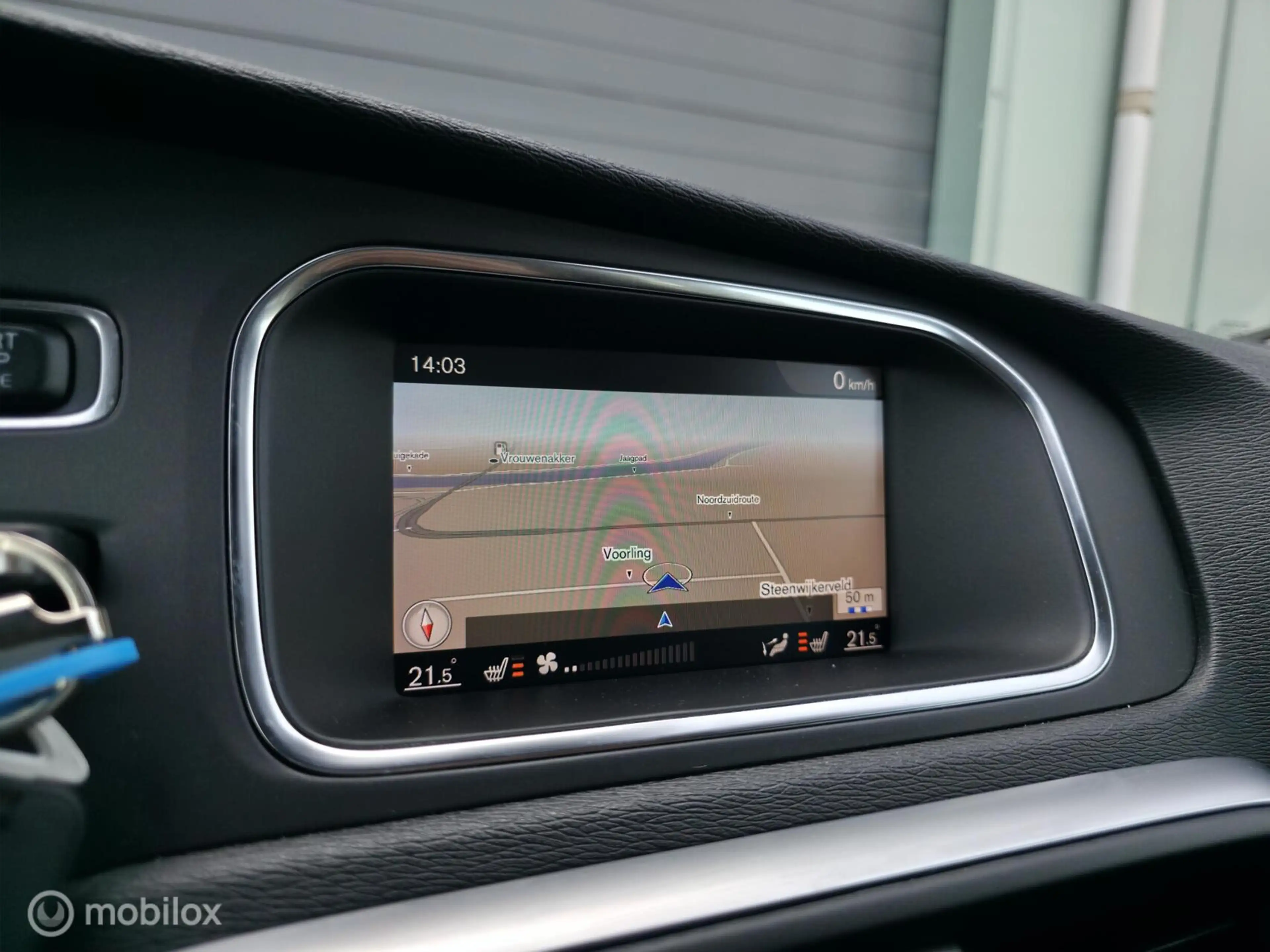 Volvo V40 Cross Country 1.5 T3 Polar+ Luxury — photo 26