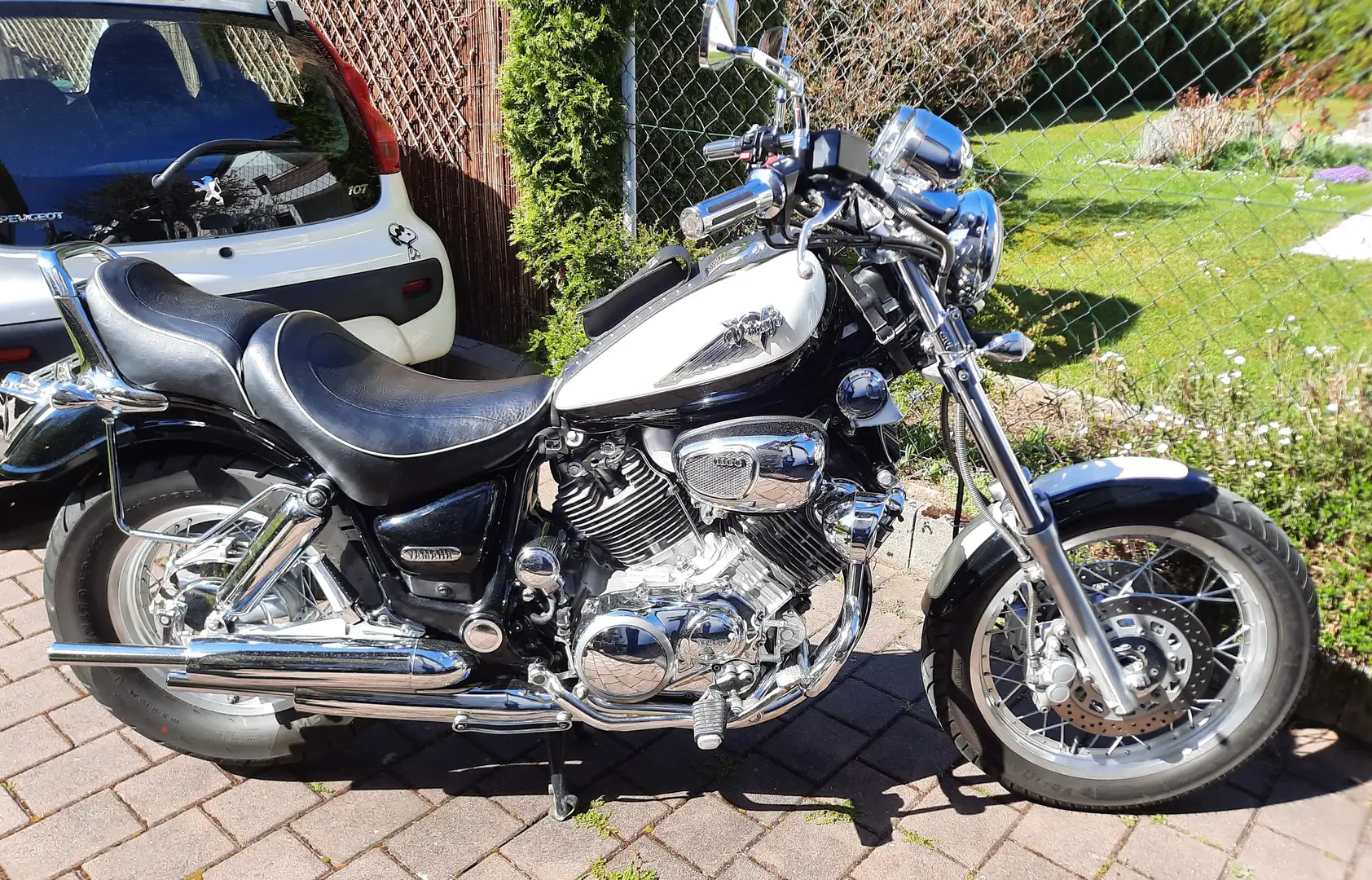 Yamaha XV 1100 Virago Blanc - 1