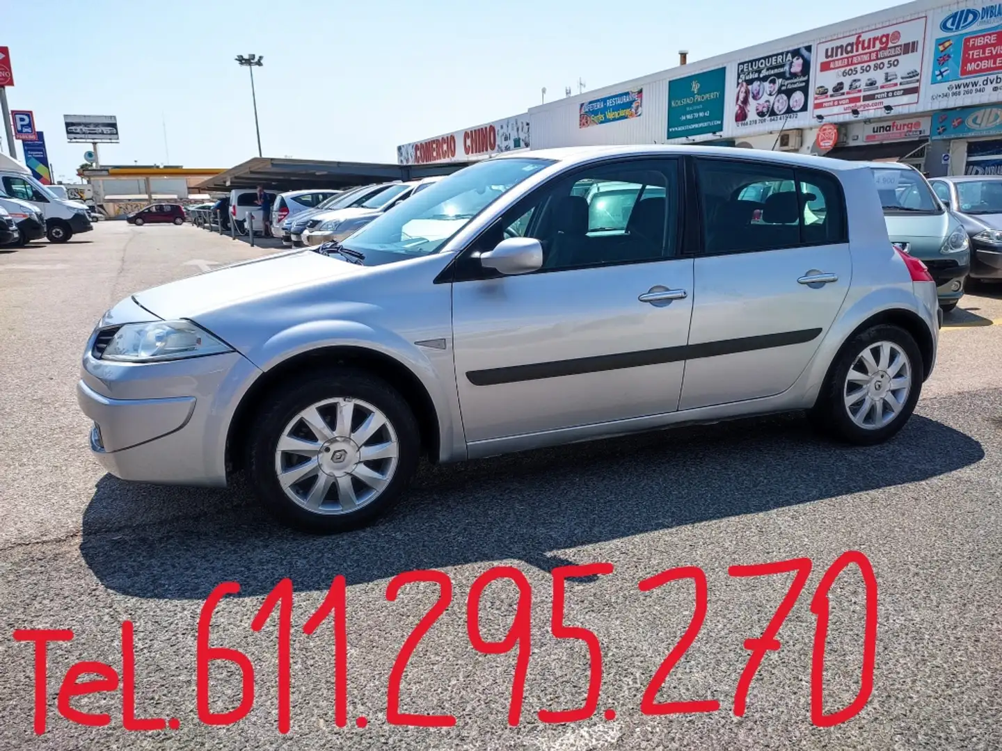 Renault Megane 1.6 Dynamique Aut. Zilver - 2