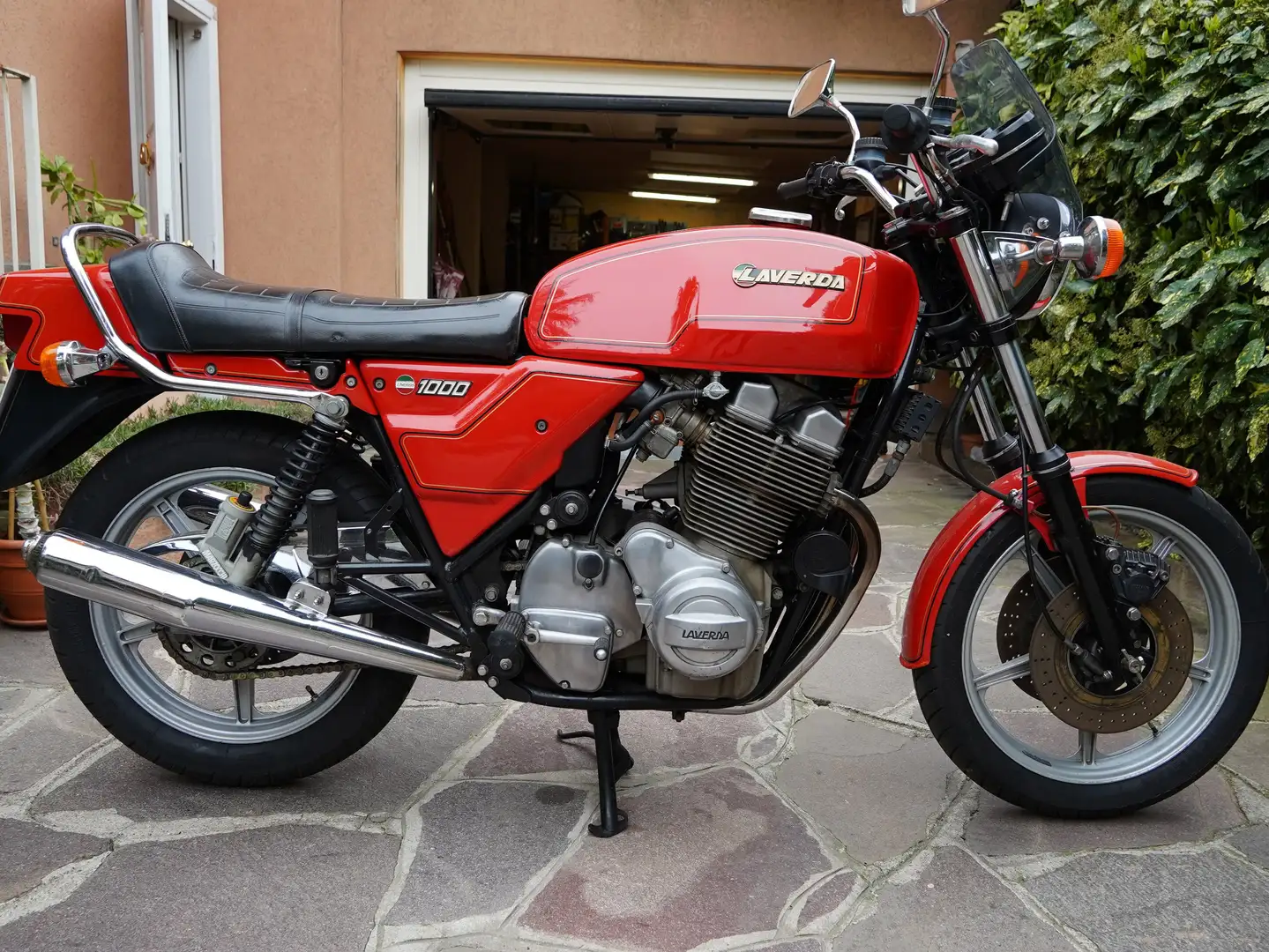 Laverda 1000 3CL 1977 - ISCRITTA FMI crvena - 1