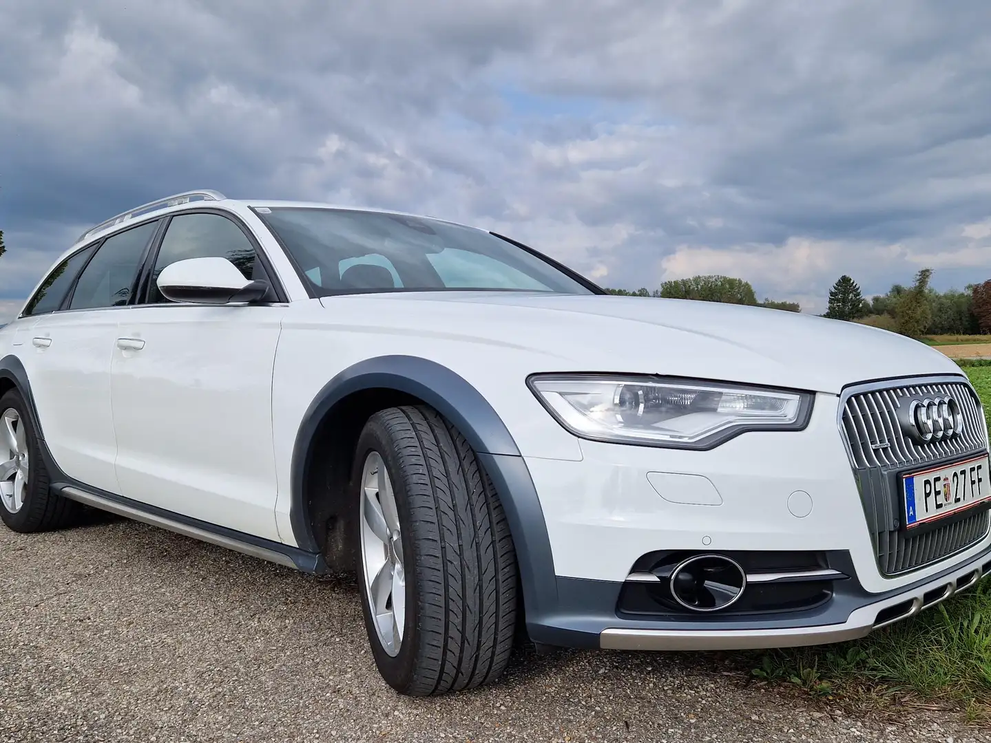 Audi A6 allroad A6 Allroad 3,0 TDI quattro DPF S-tronic Luftfahrwerk AHK Weiß - 1