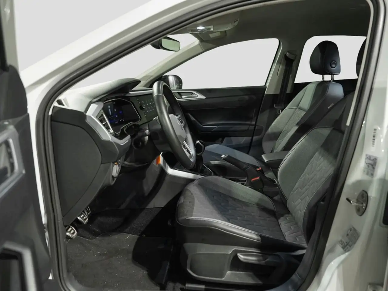 Volkswagen Taigo 1,0 TSI Goal,LED,Navi,Apple Carplay,ACC Sitzhei... 16