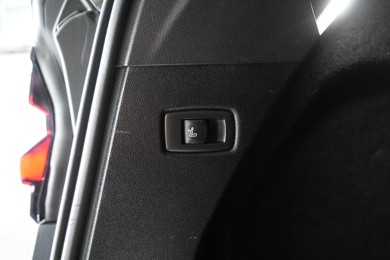 BMW 530 e xDrive Touring Luxury Line AHK/Kamera — photo 9