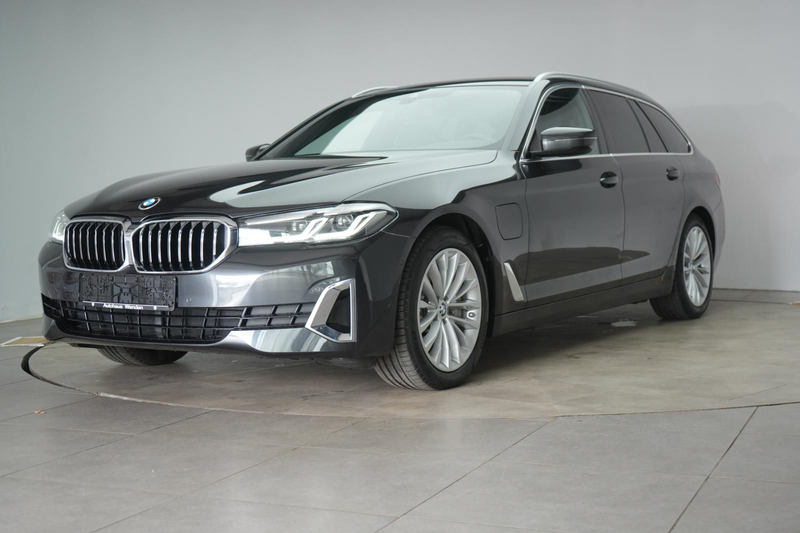 BMW 530 e xDrive Touring Luxury Line AHK/Kamera — photo 3