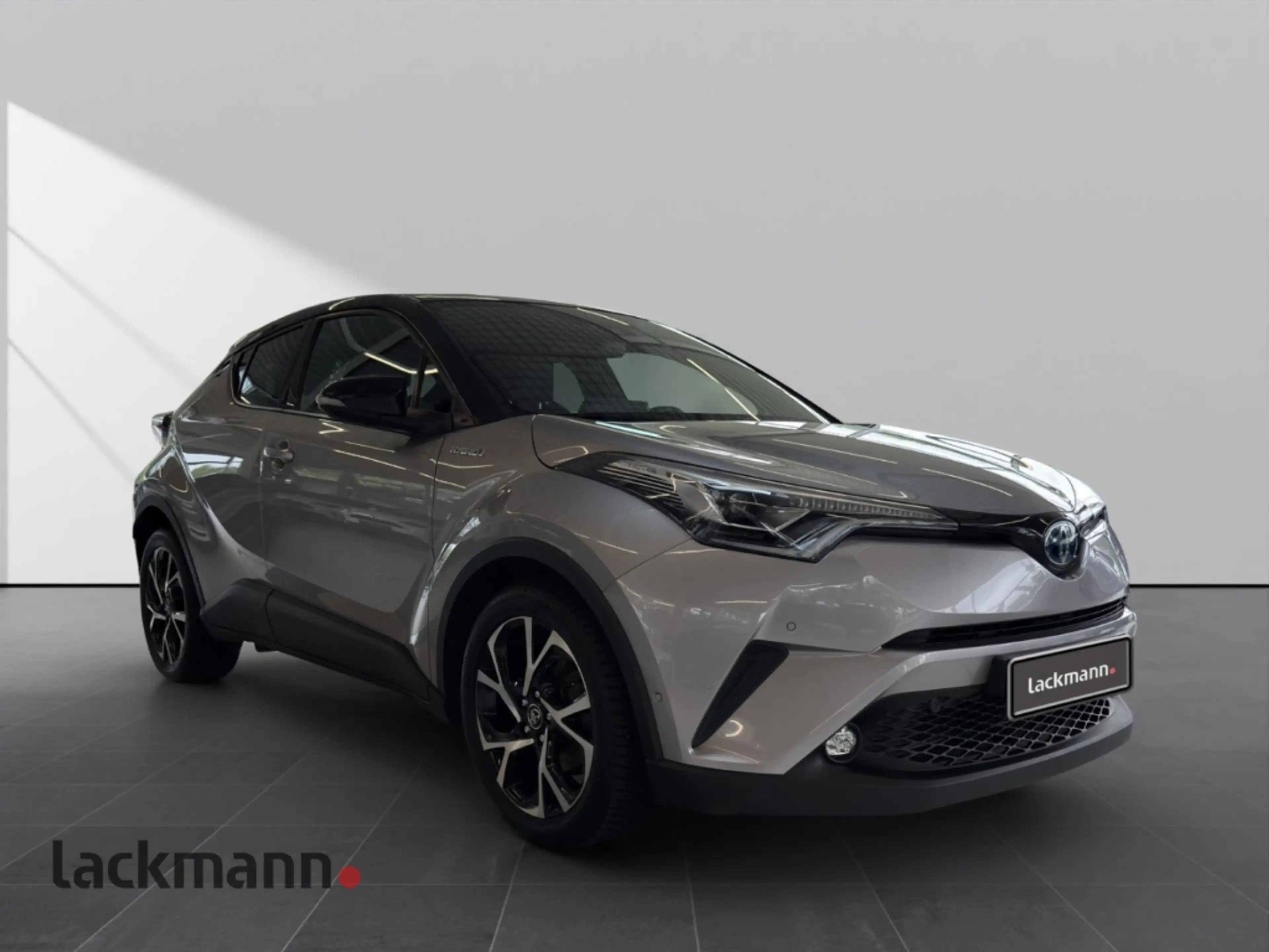 Toyota C-HR Hybrid Style Selection LED Standheizung Navi Parka — photo 4