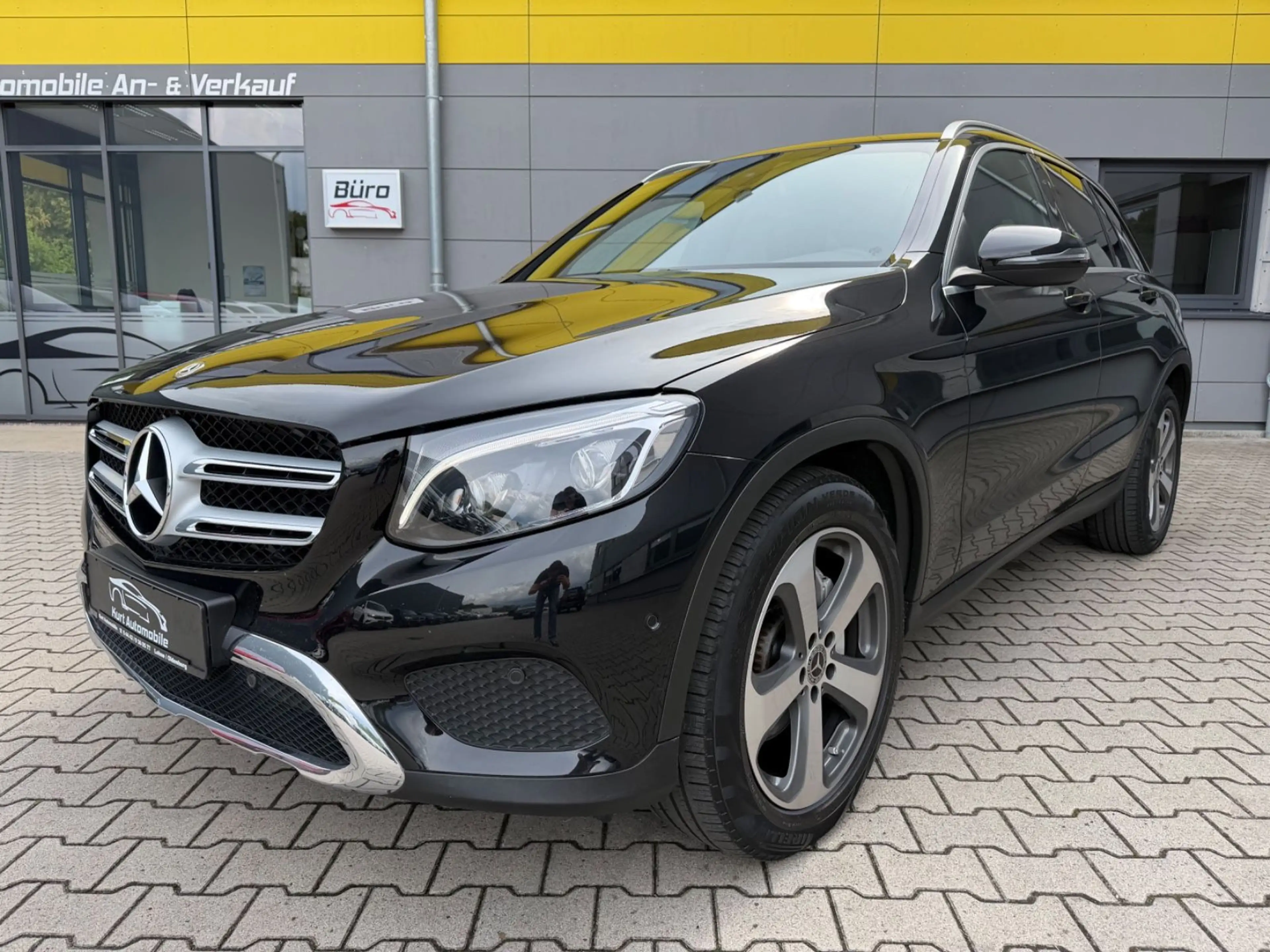 Mercedes-Benz GLC 220 d 4Matic/ALLRAD/NAVI/KAMERA/LEDER/LED — photo 3