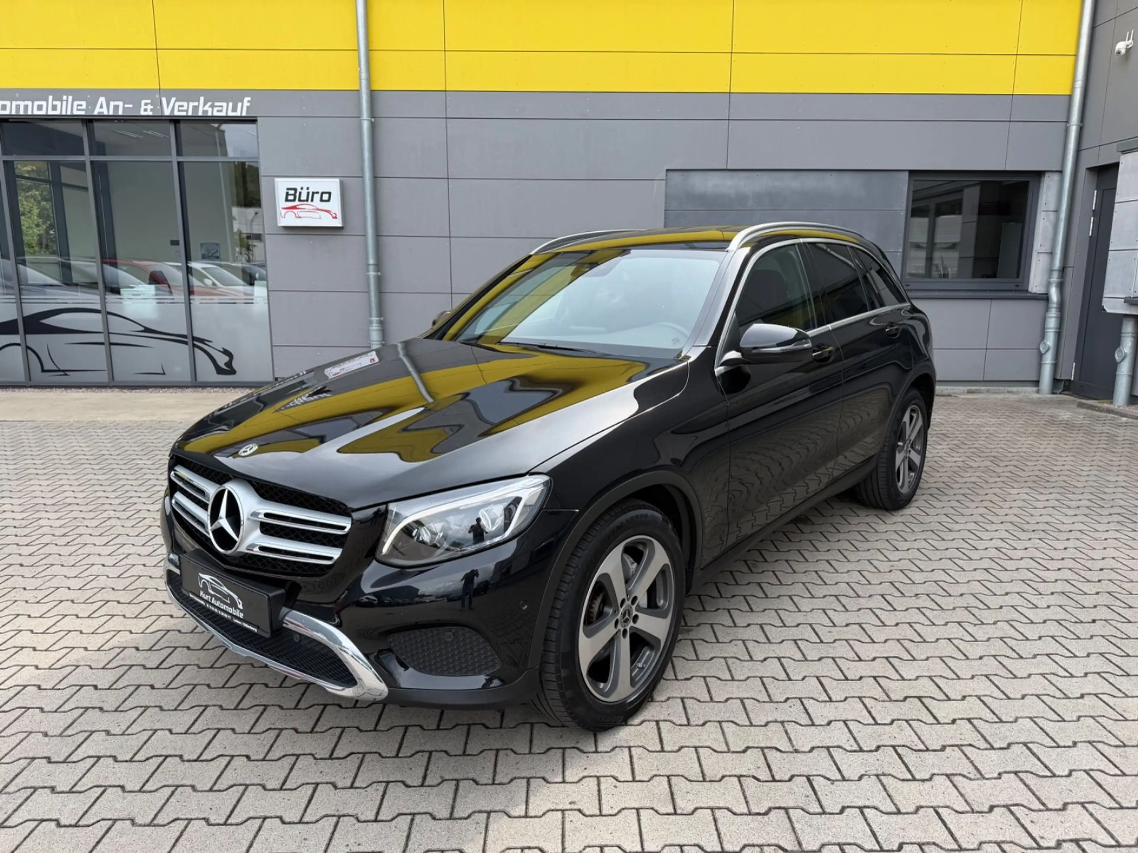Mercedes-Benz GLC 220 d 4Matic/ALLRAD/NAVI/KAMERA/LEDER/LED — photo 2