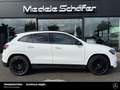 Mercedes-Benz GLA 200 GLA 200 AMG Night AHK Keyless Park Easy LED Sport Weiß - thumbnail 6