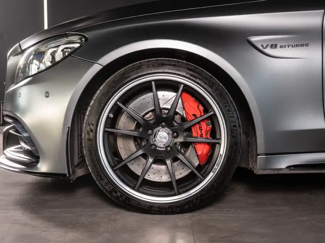 Mercedes-Benz Unknown Model view 4