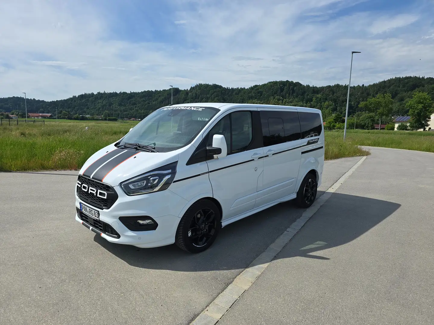 Ford Tourneo Custom Tourneo Custom 310 L1H1 VA Autm. Sport ALU 18" Weiß - 1
