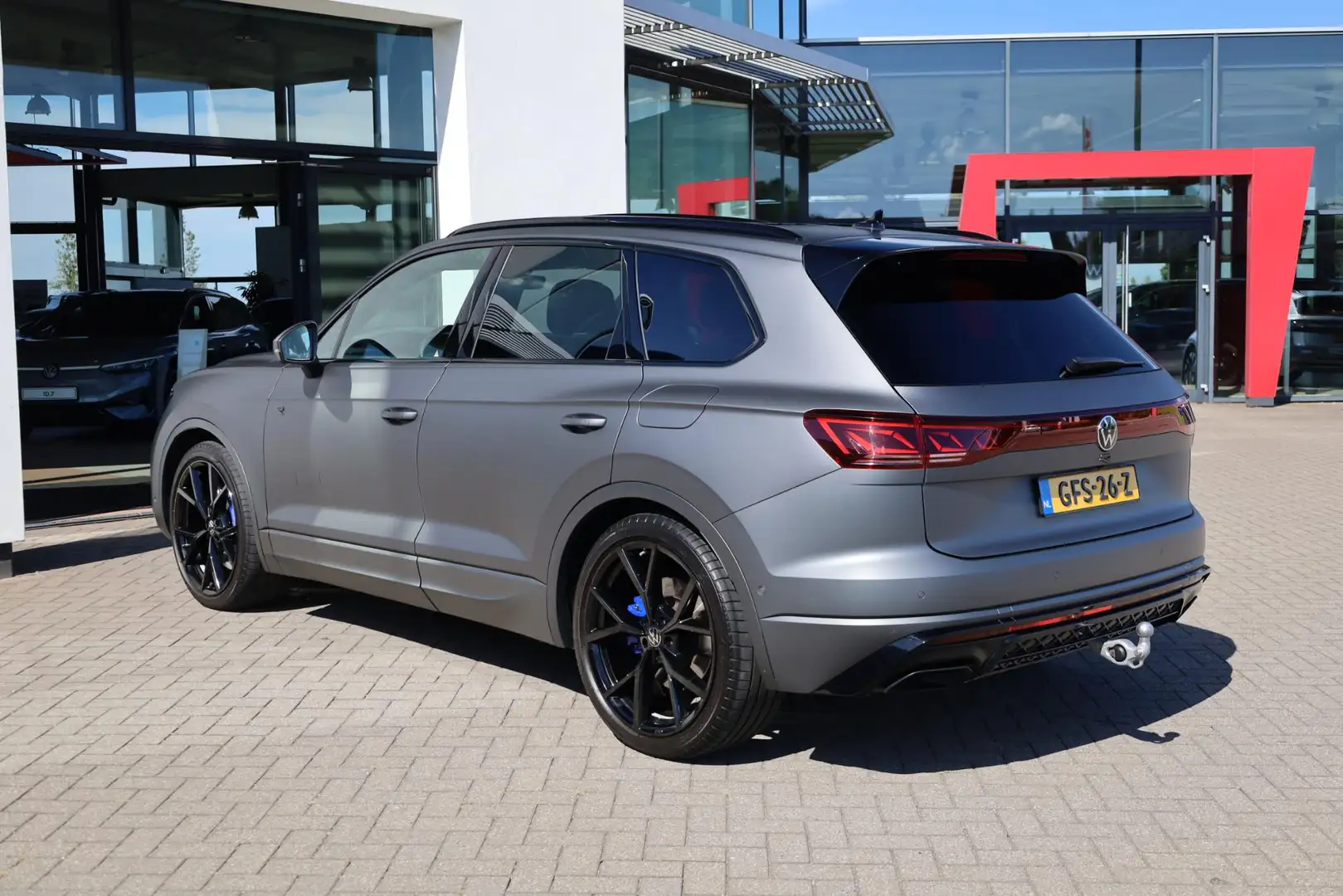 Volkswagen Touareg 3.0 TSi eHybrid 4MOTION R 340KW/462PK DSG, 60 mnd Gris - 2